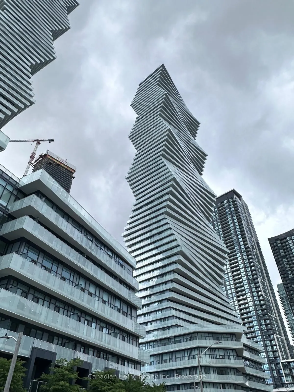 3900 CONFEDERATION Parkway E, #3401