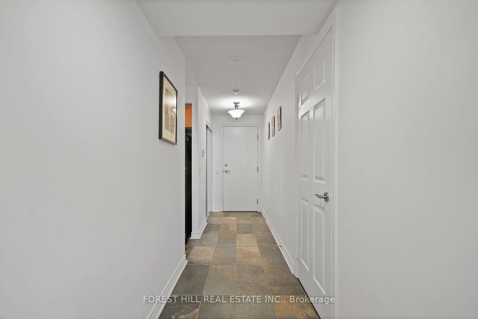 5233 Dundas Street W, #1029
