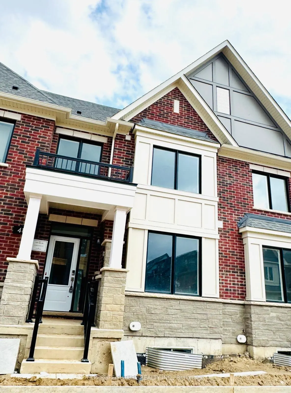 43 Moosehead Drive