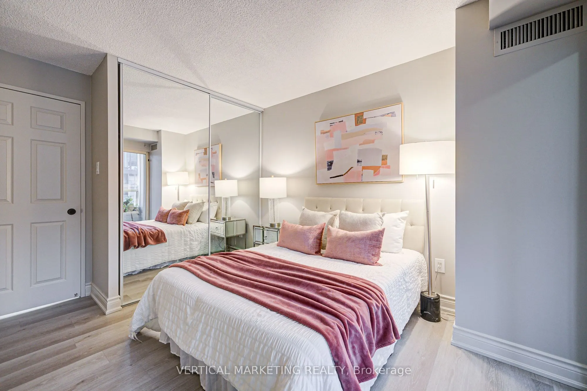 330 Rathburn Road W, #506