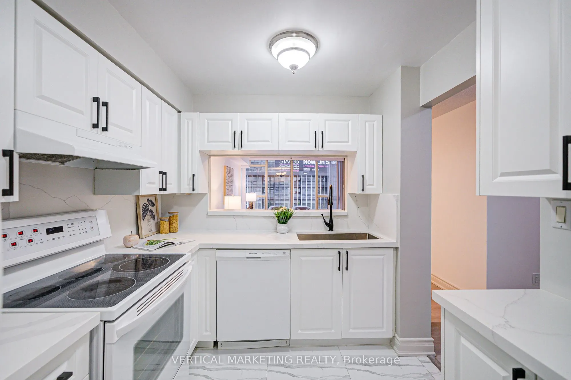 330 Rathburn Road W, #506