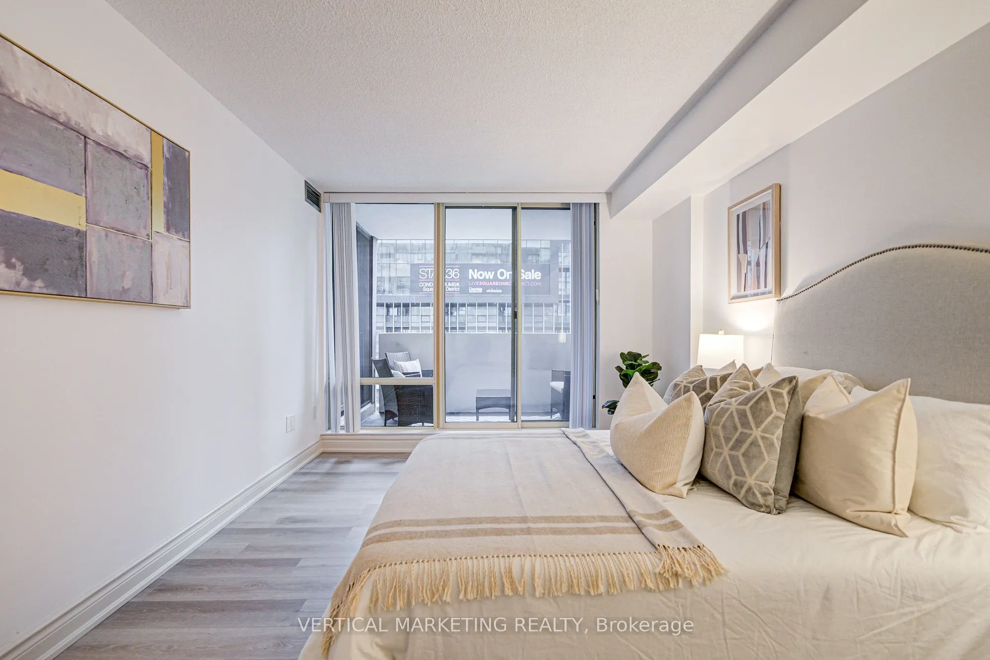 330 Rathburn Road W, #506