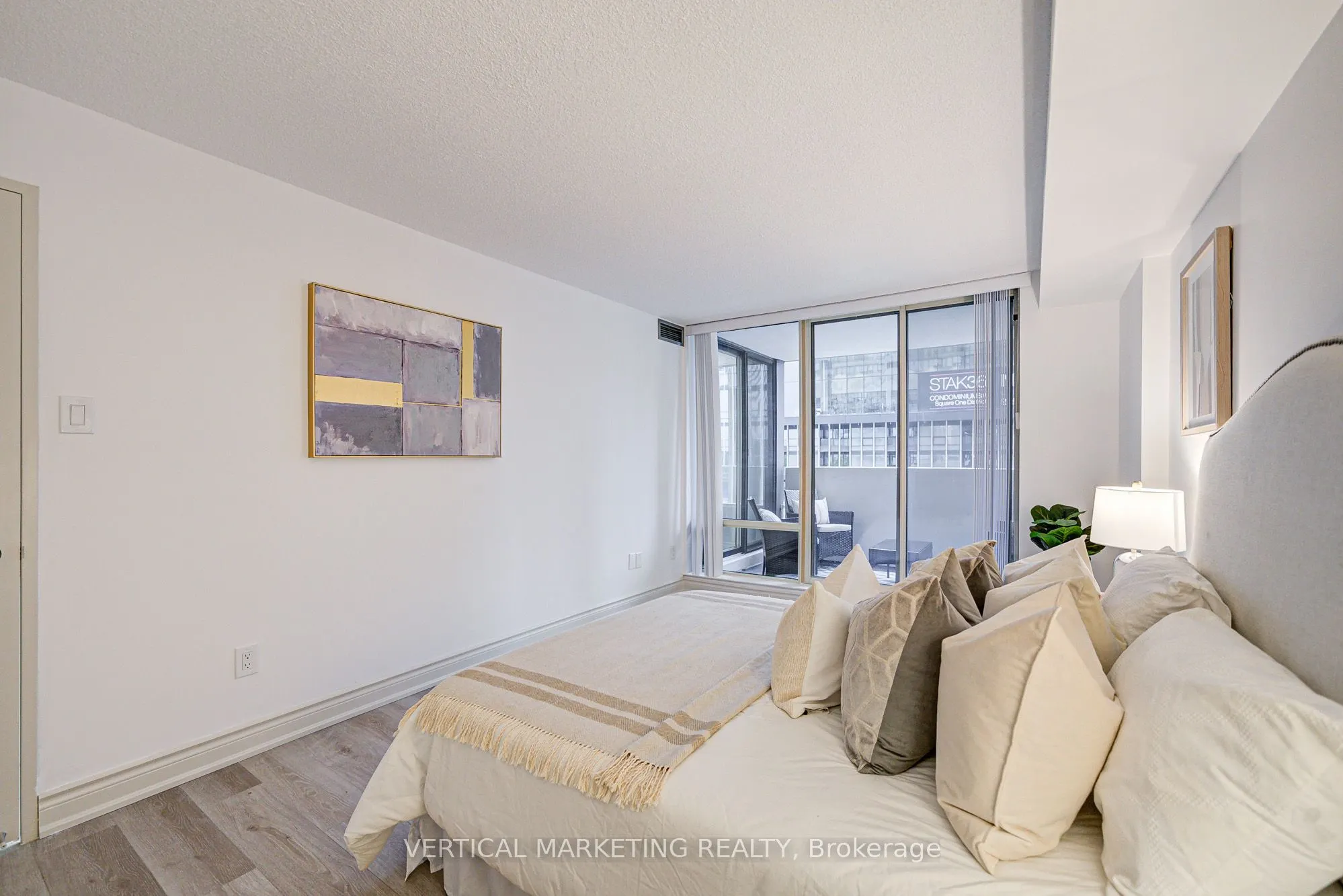 330 Rathburn Road W, #506
