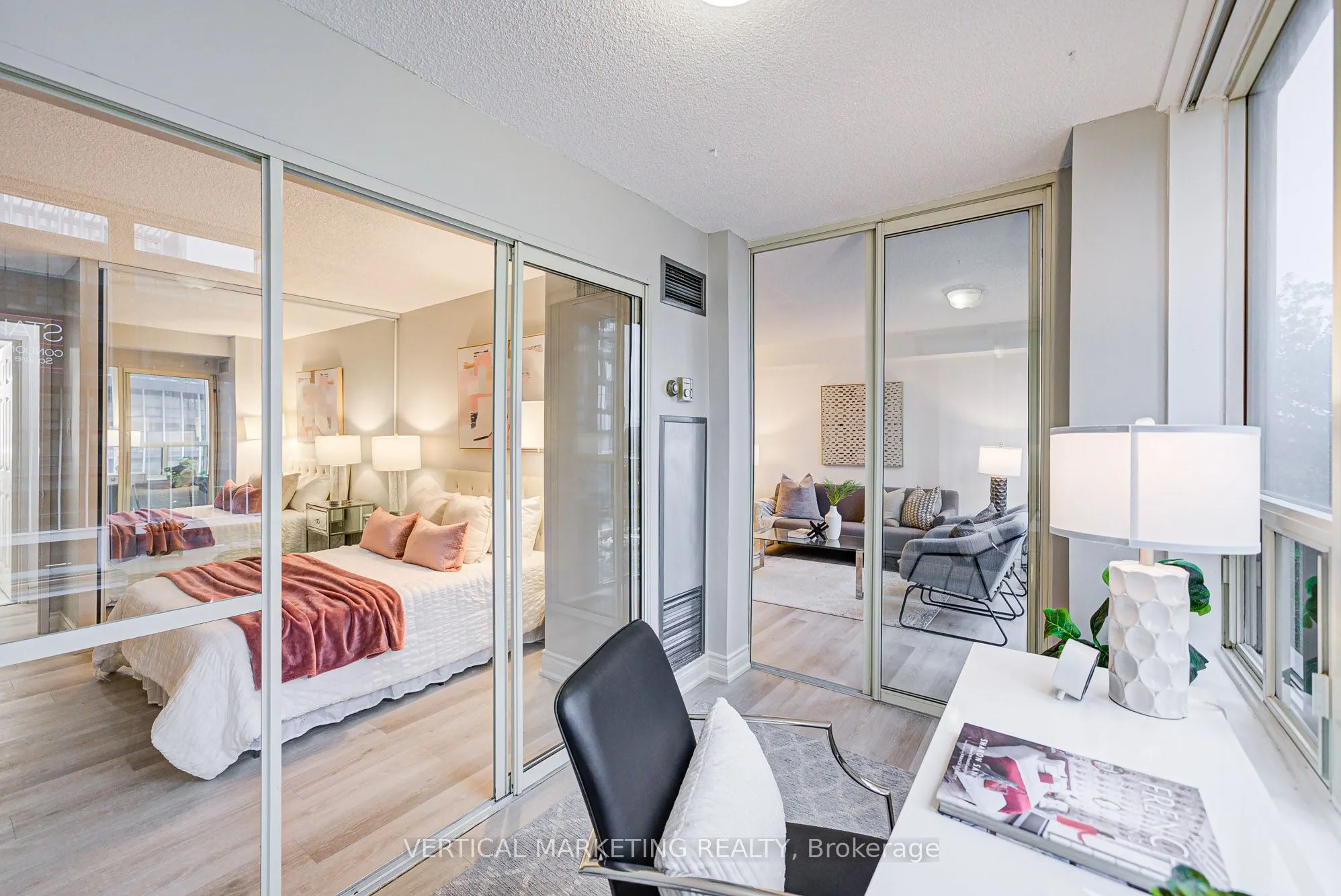 330 Rathburn Road W, #506