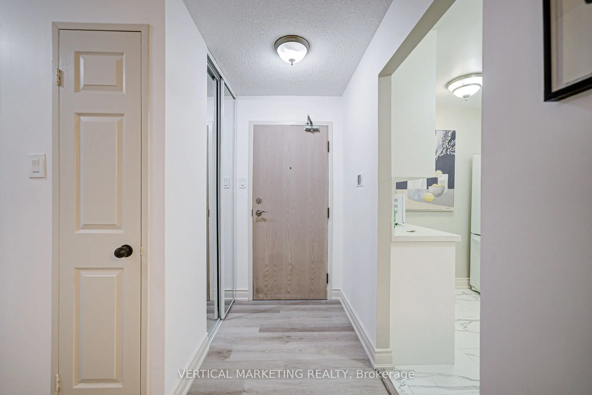 330 Rathburn Road W, #506