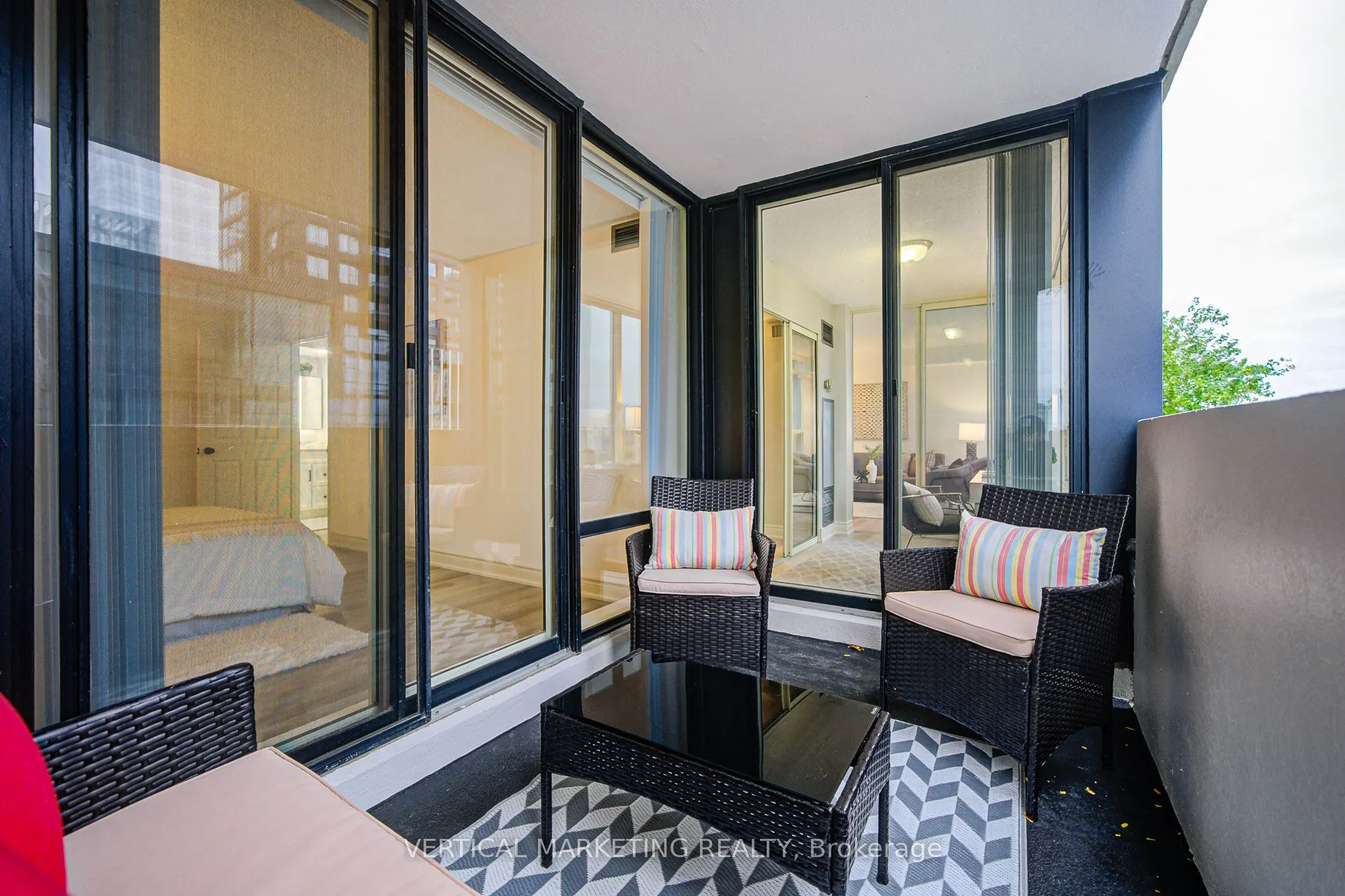 330 Rathburn Road W, #506