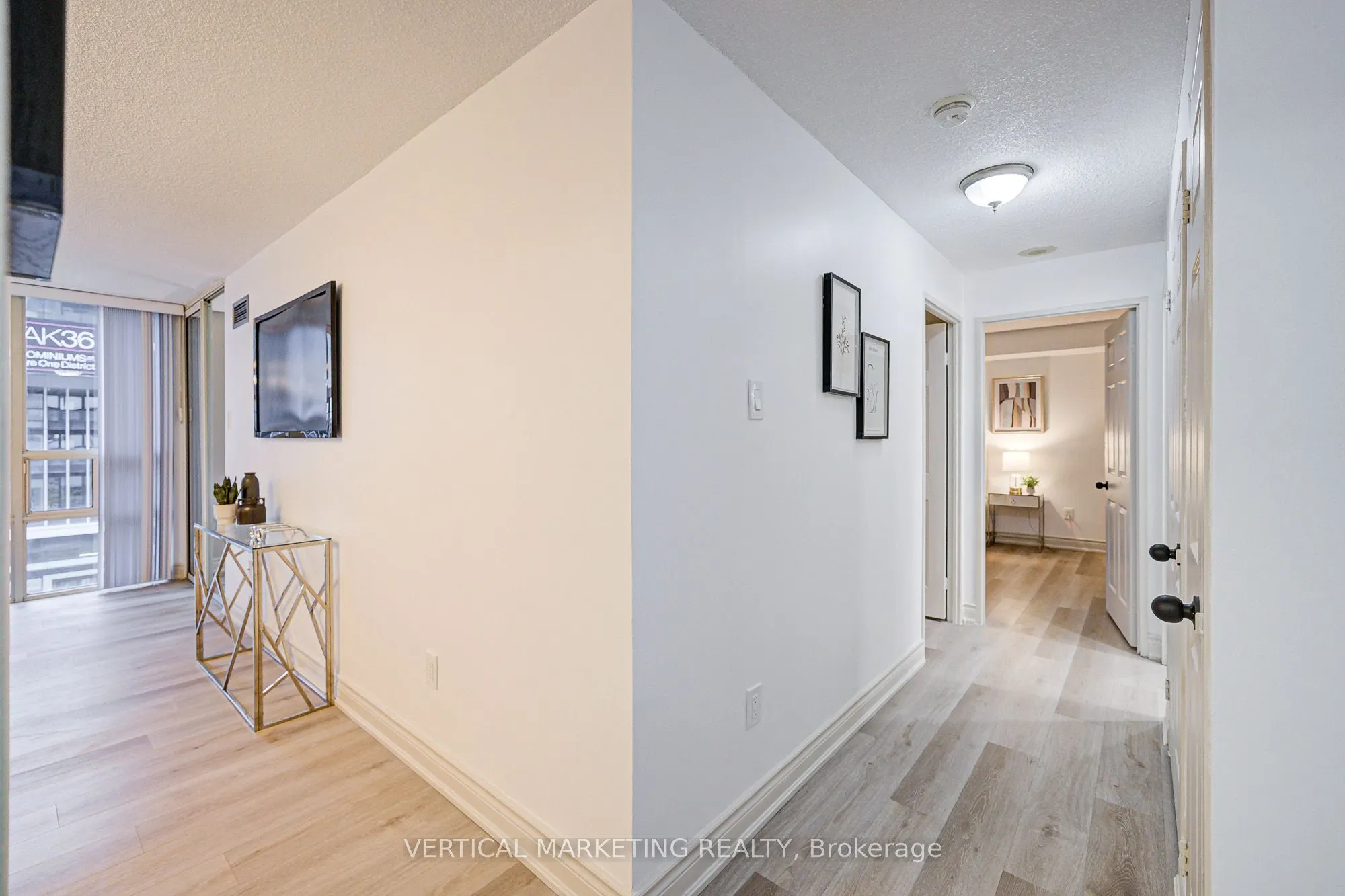 330 Rathburn Road W, #506