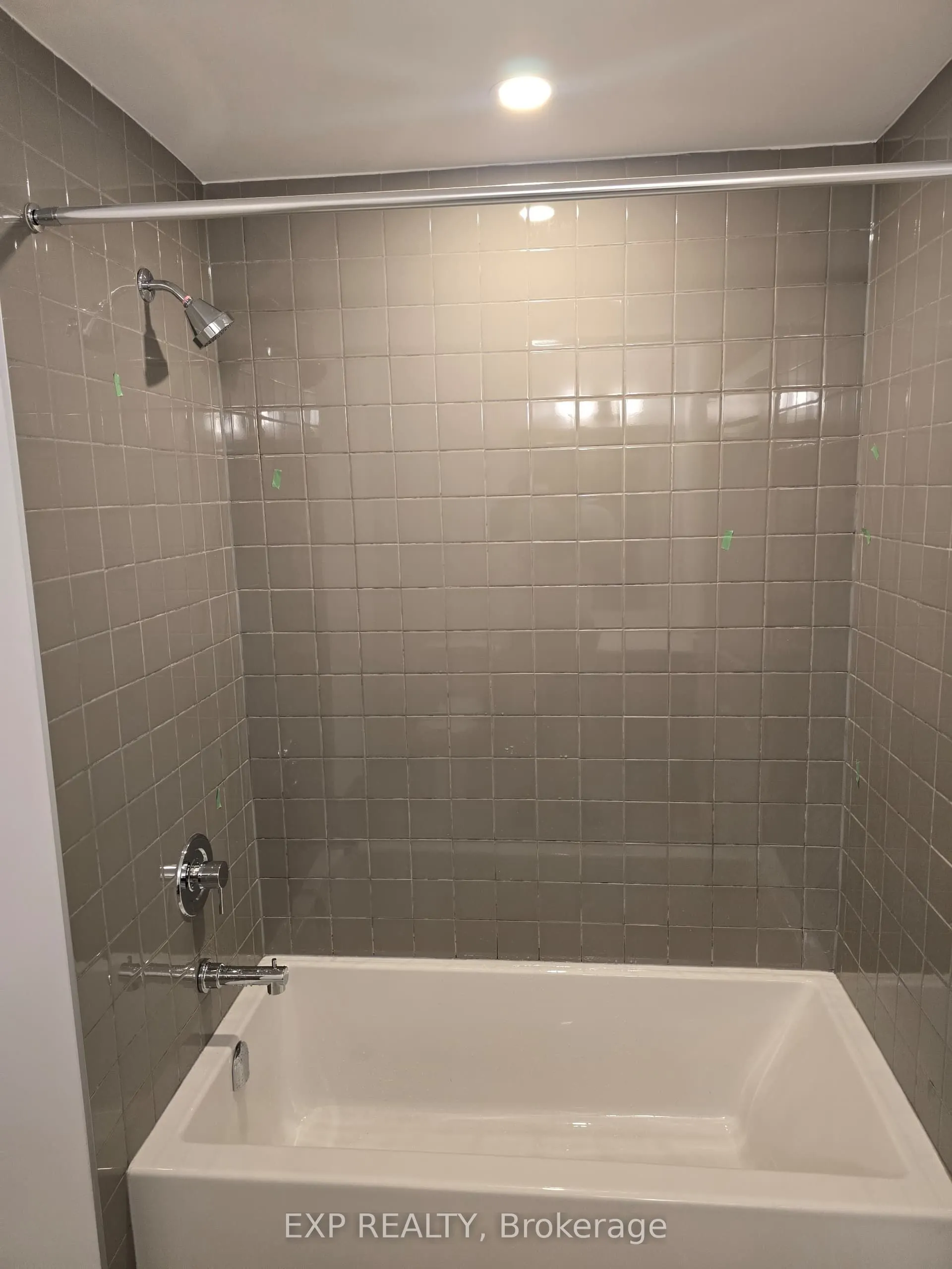 3240 William Colston Avenue, #1107