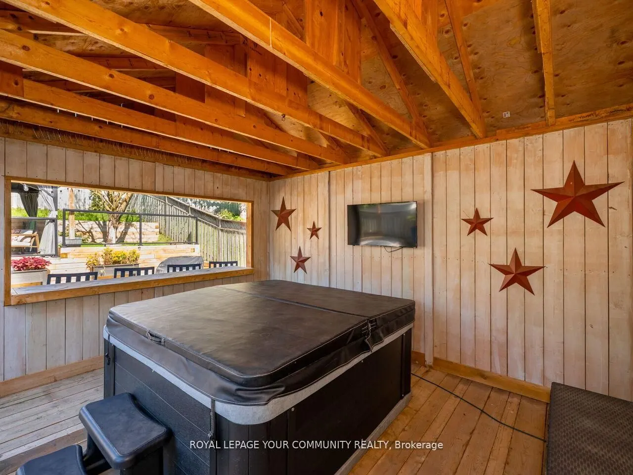 2 Lawton Court