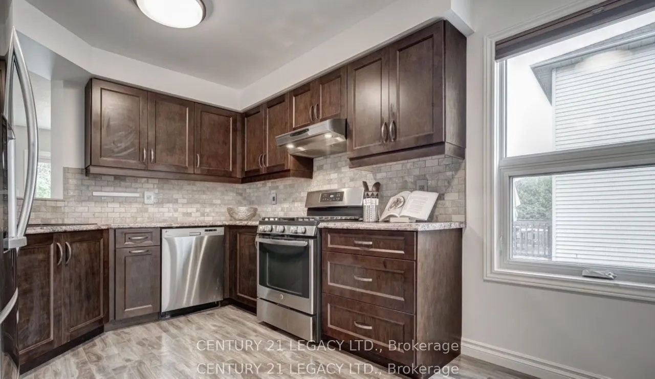 339 Lewis Drive W, #Upper