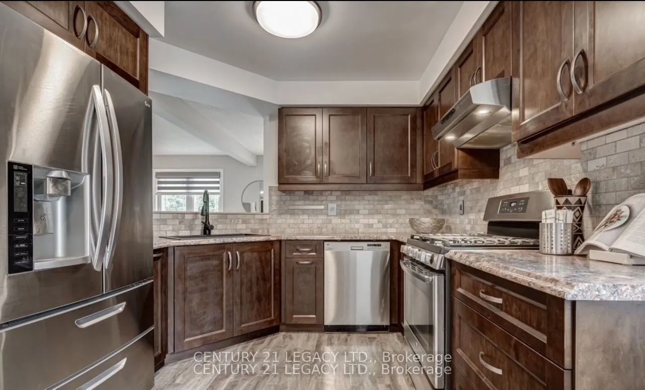 339 Lewis Drive W, #Upper