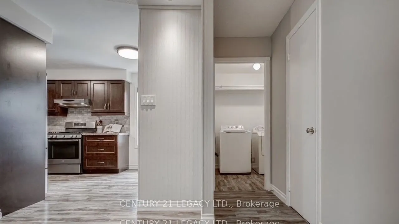 339 Lewis Drive W, #Upper