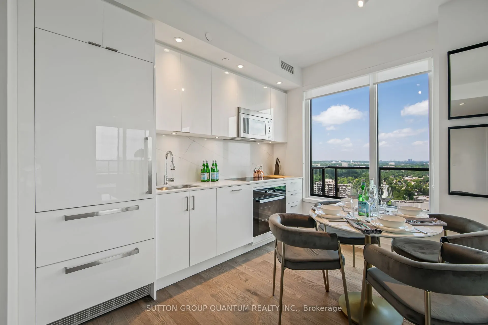 1928 Lake Shore Boulevard W, #4202