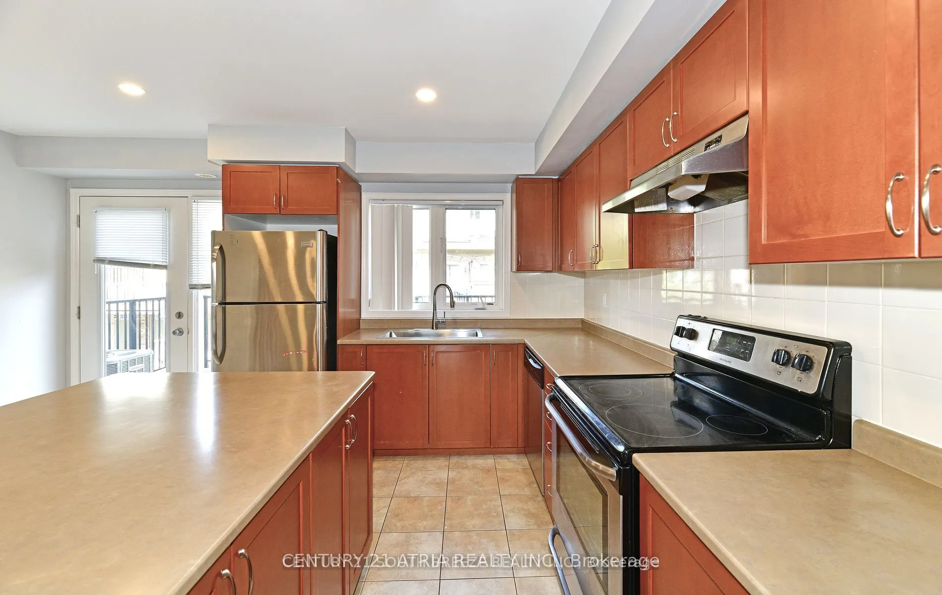 3135 Boxford Crescent, #17