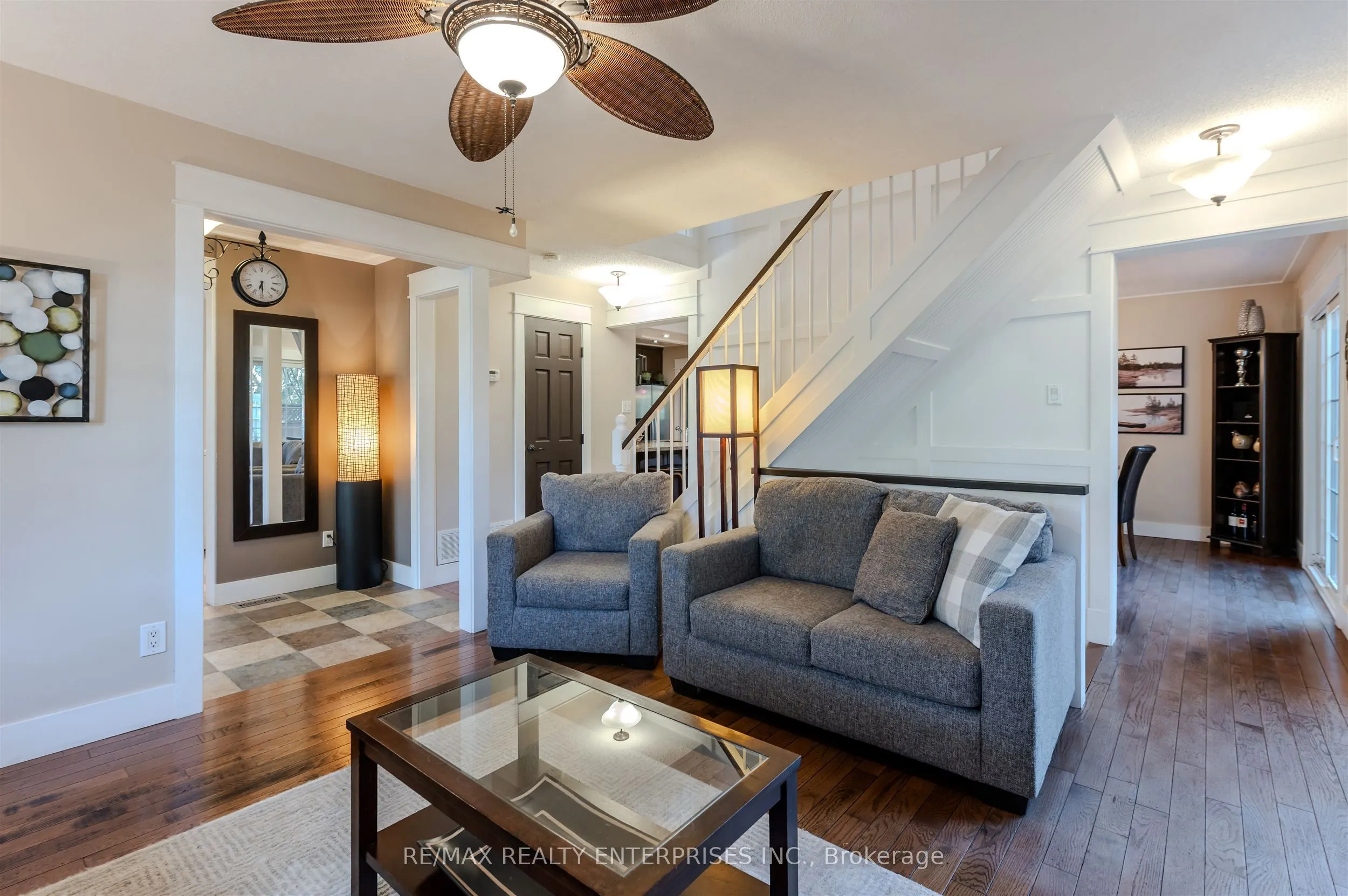 18 Blueridge Square