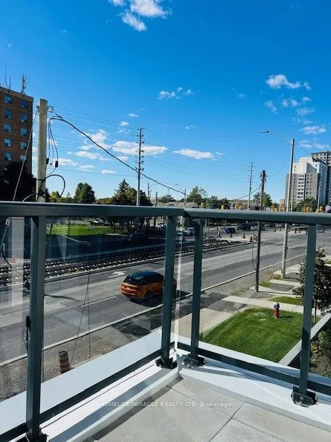 5105 Hurontario Street, #203