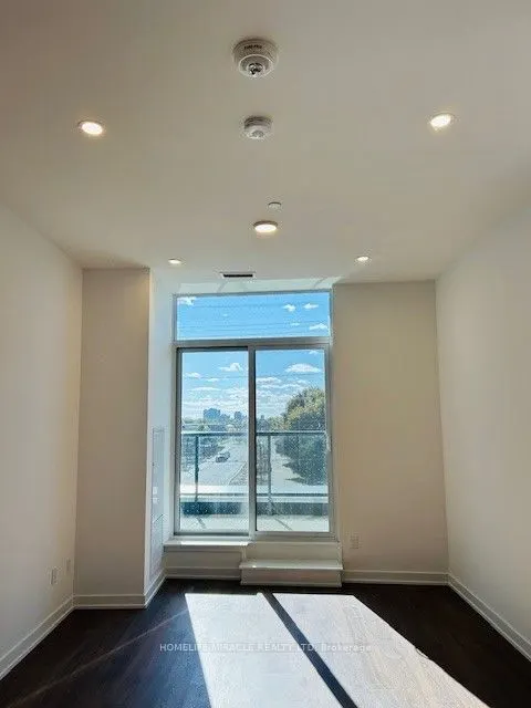 5105 Hurontario Street, #203