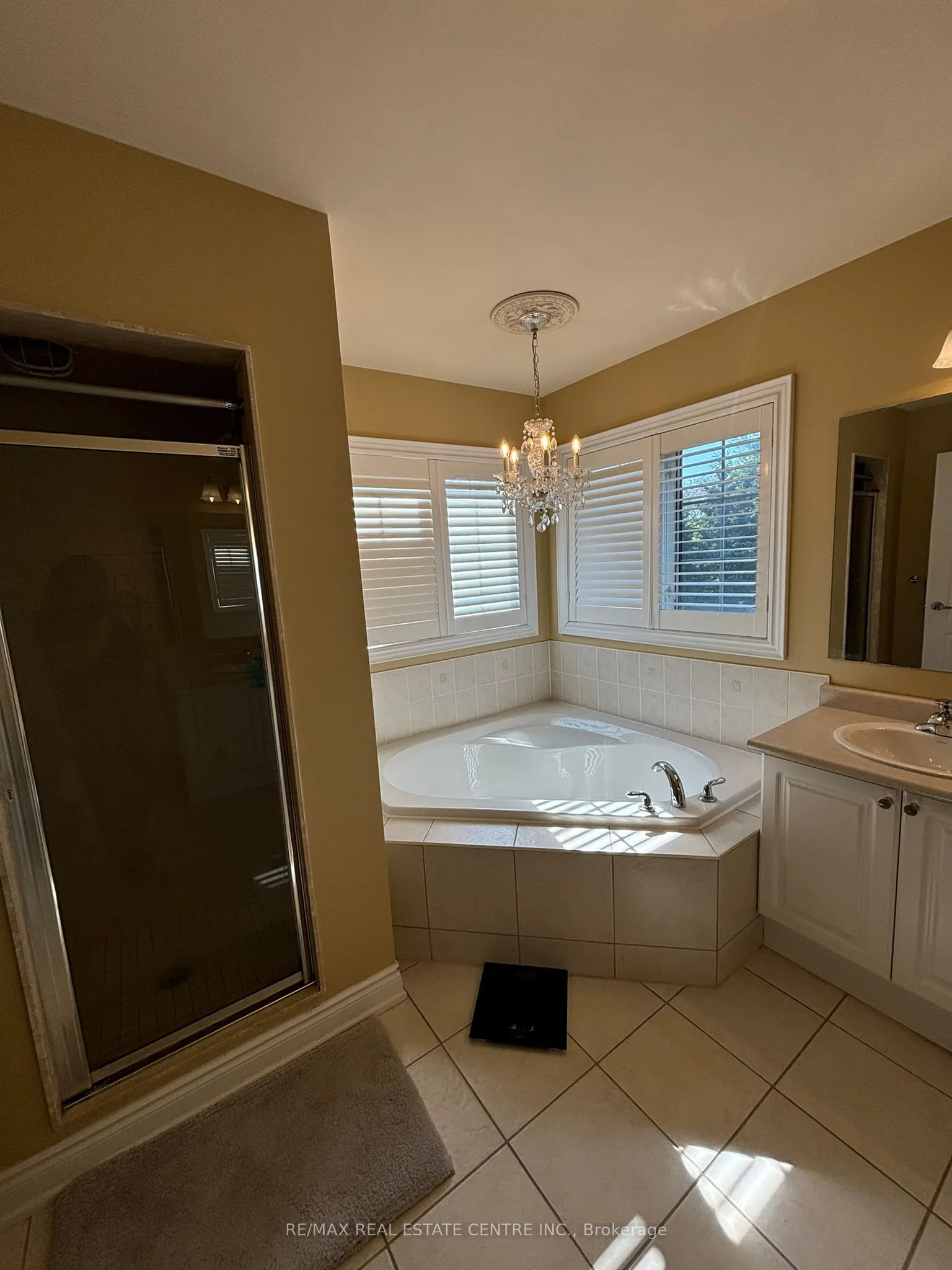 9 Belleville Drive, #Upper Portion