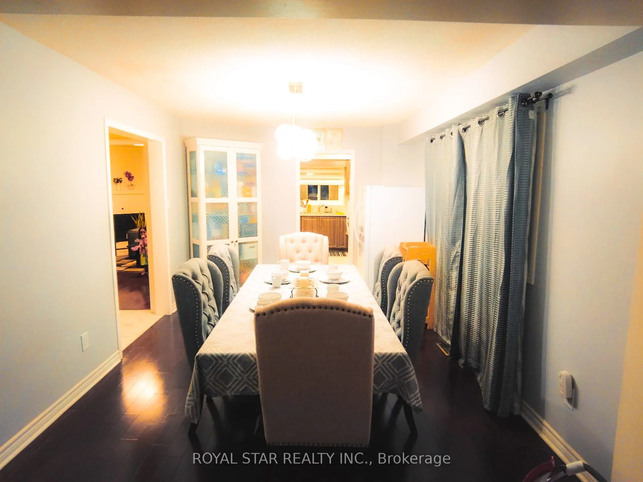 6 Merganser Crescent