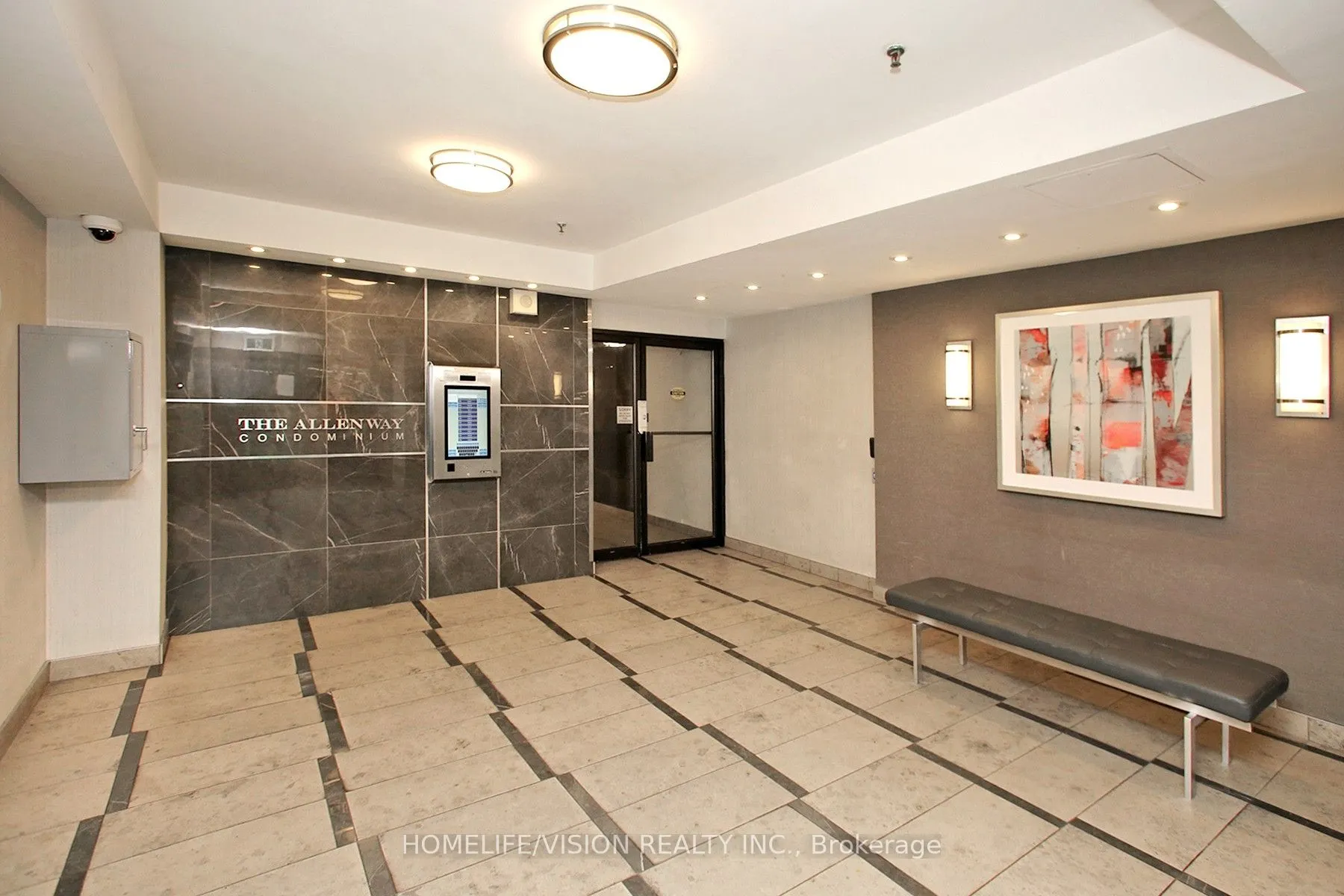 360 Ridelle Avenue, #2004