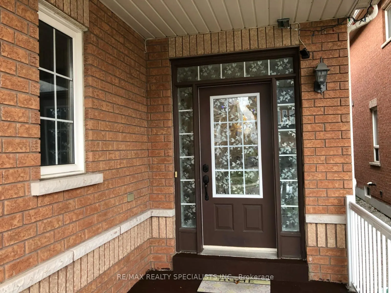 77 Calm Waters Crescent
