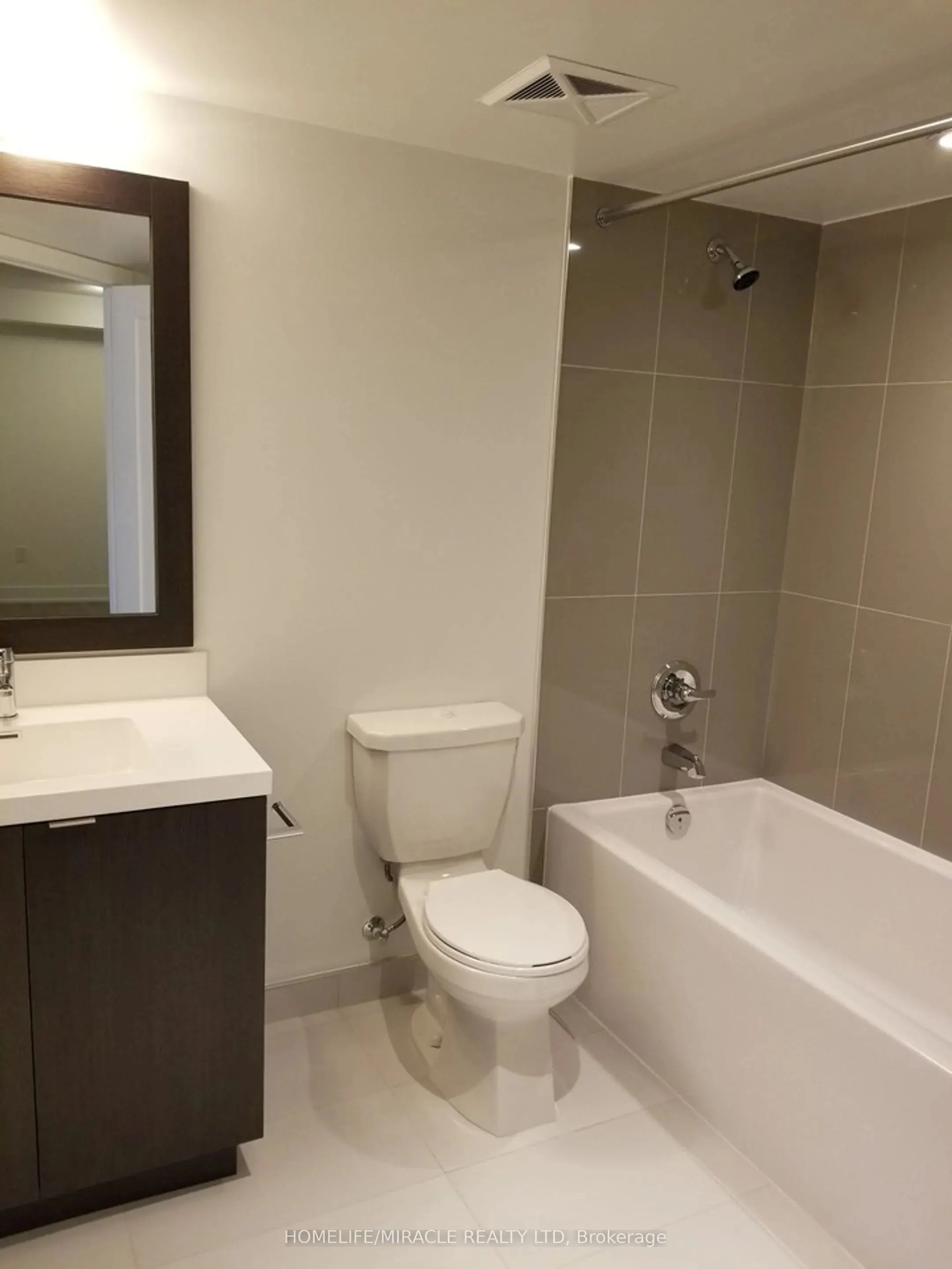 7 Mabelle Avenue, #2403