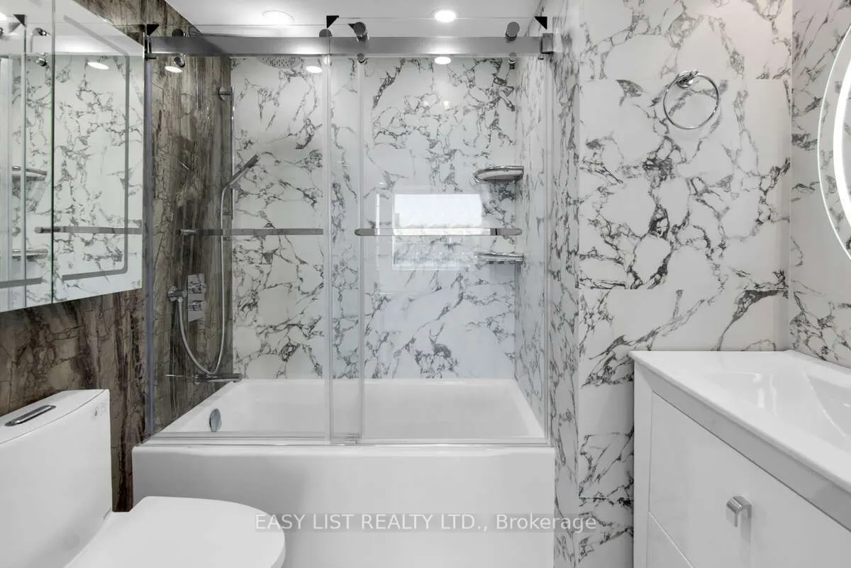 190 Manitoba Street, #710