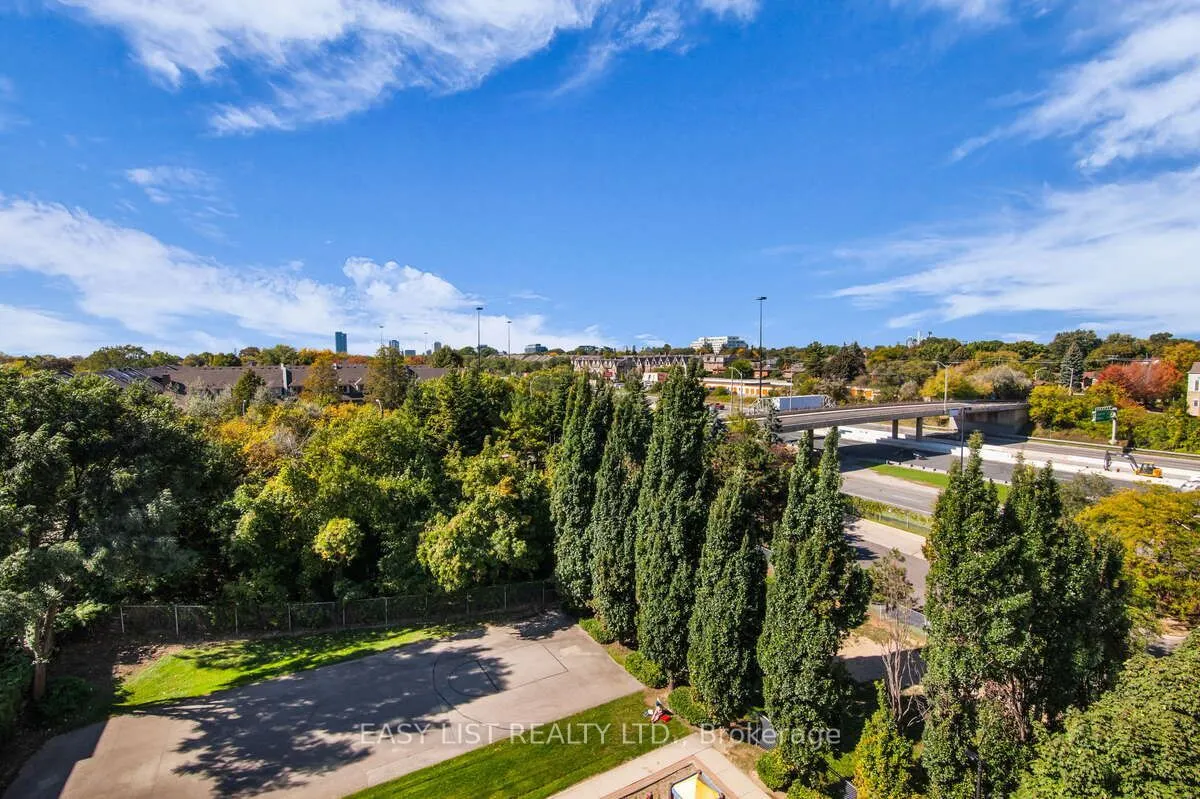 190 Manitoba Street, #710