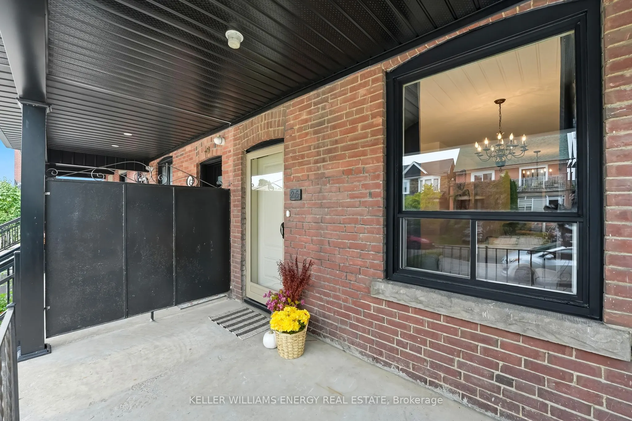25 Spring Grove Avenue