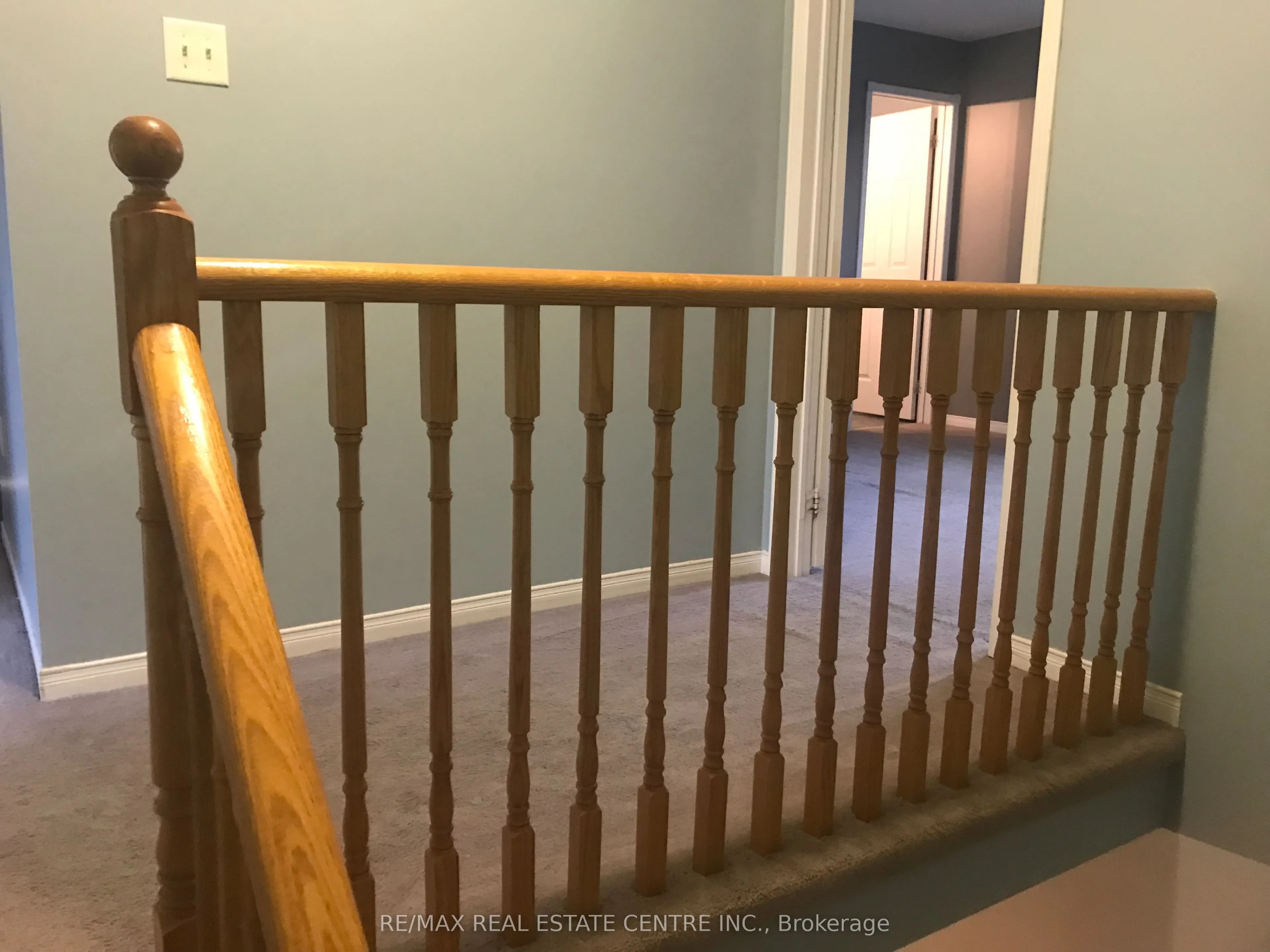 177 Vintage Gate