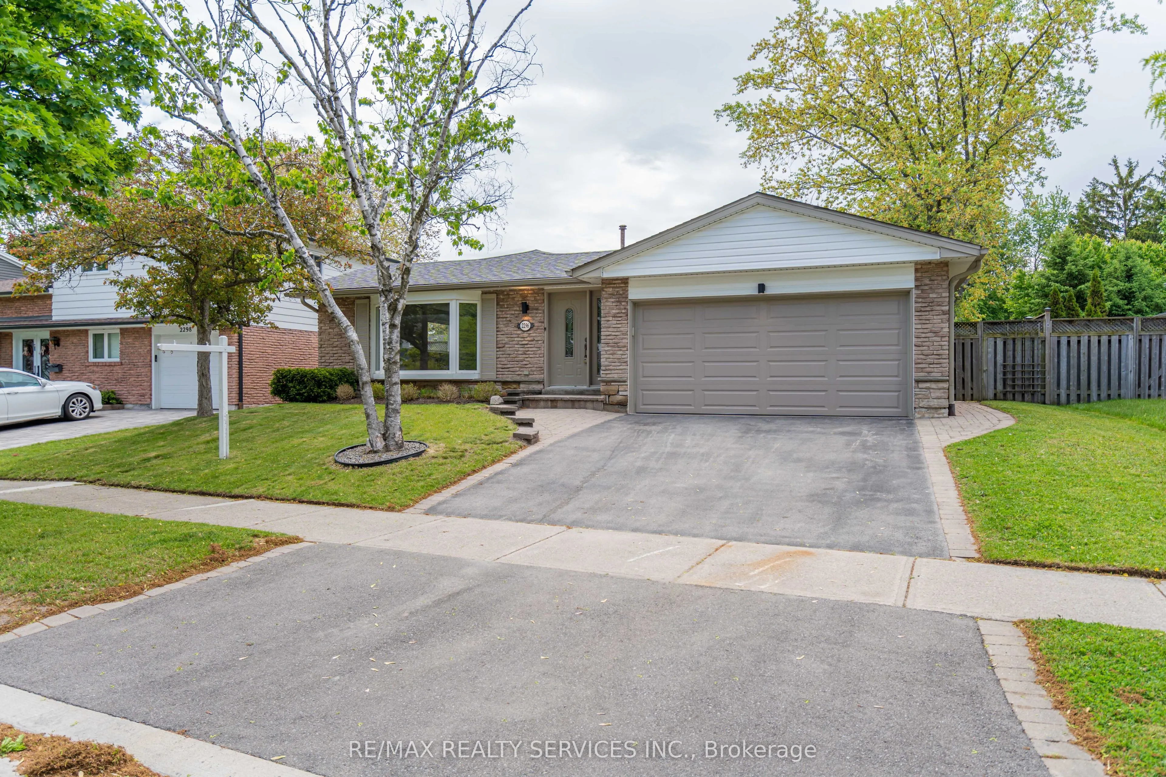 2296 Devon Road