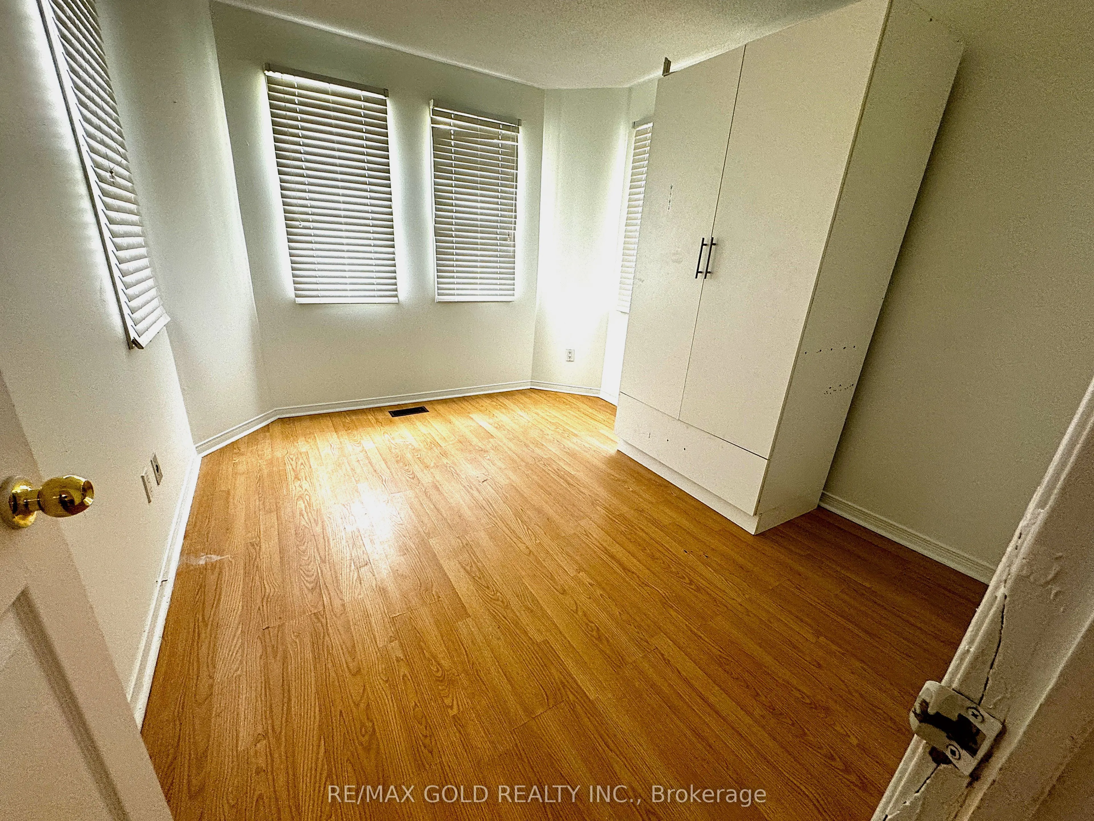 52 Major William Sharpe Drive, #Main