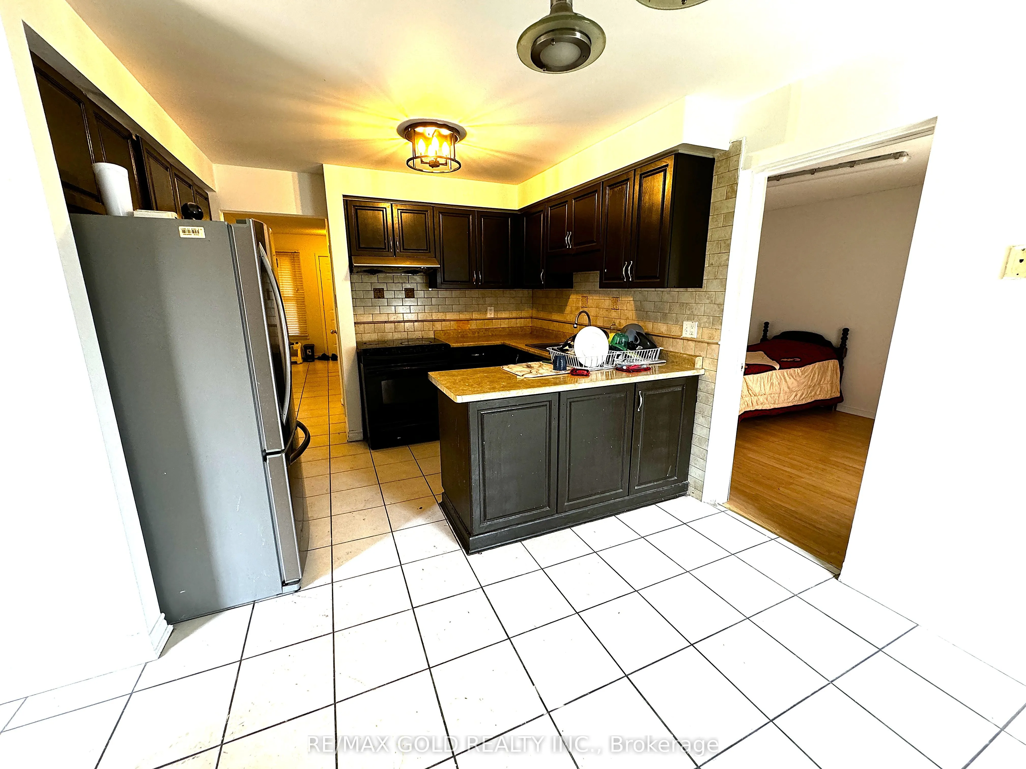 52 Major William Sharpe Drive, #Main