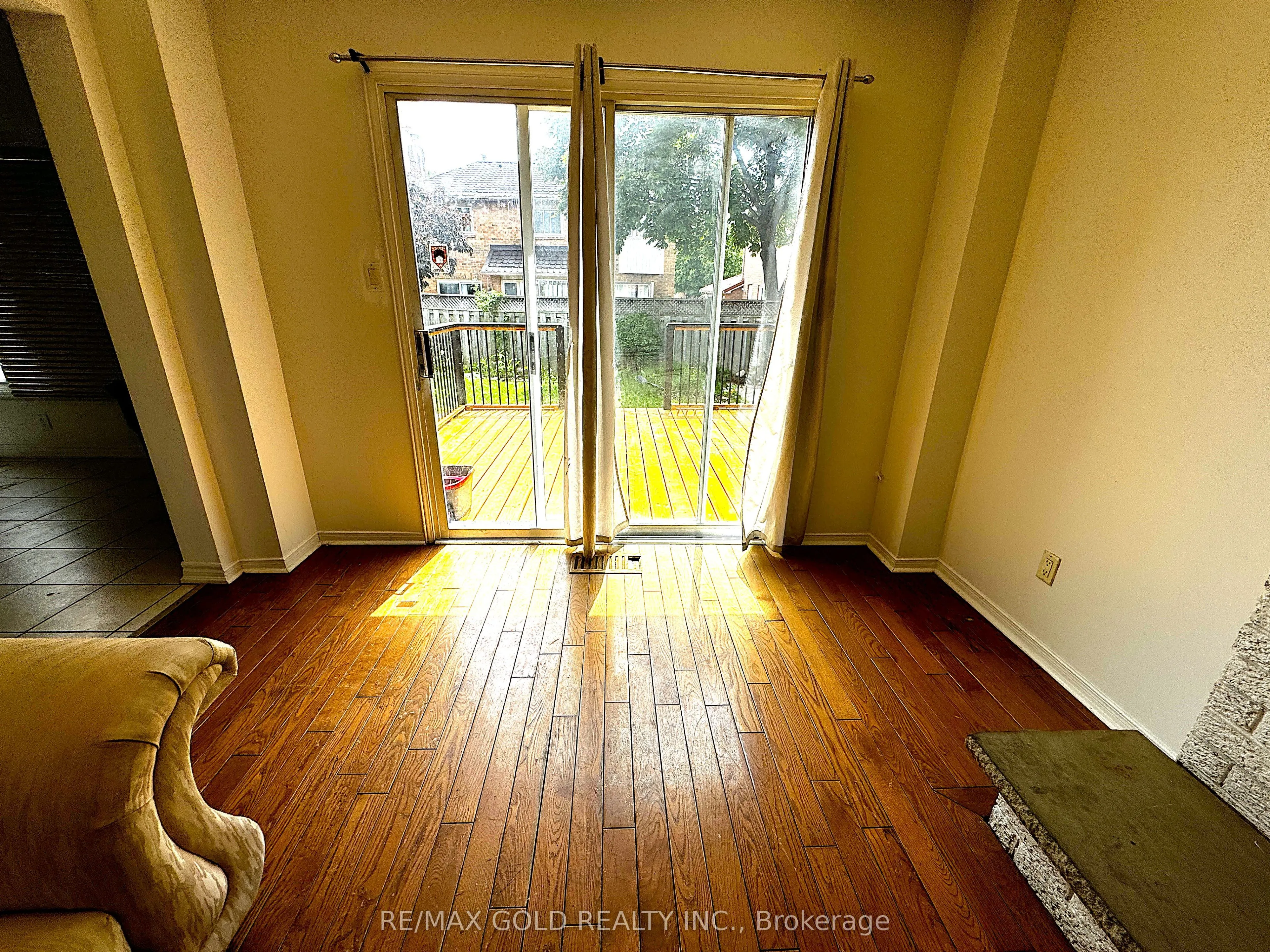 52 Major William Sharpe Drive, #Main