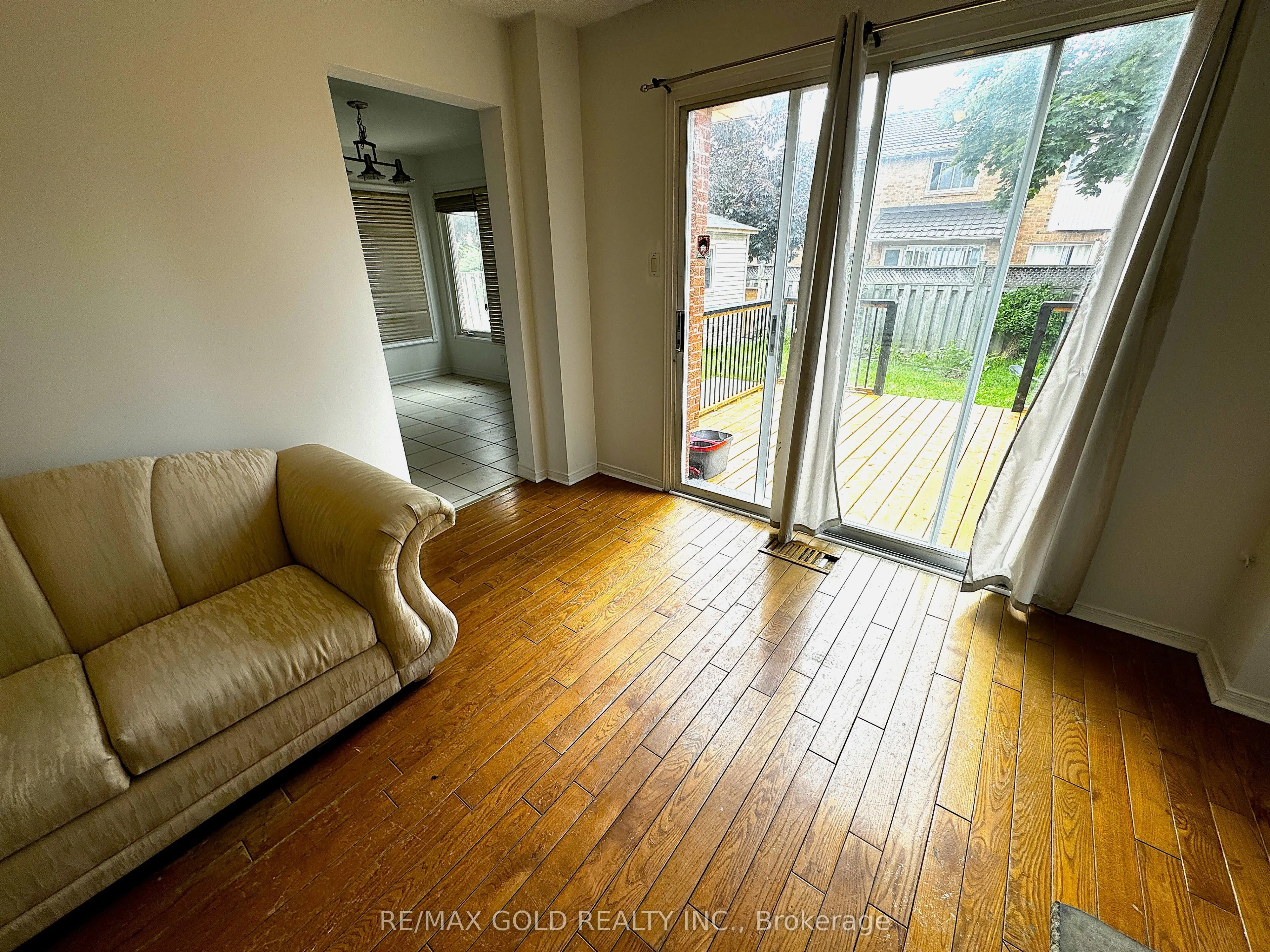 52 Major William Sharpe Drive, #Main