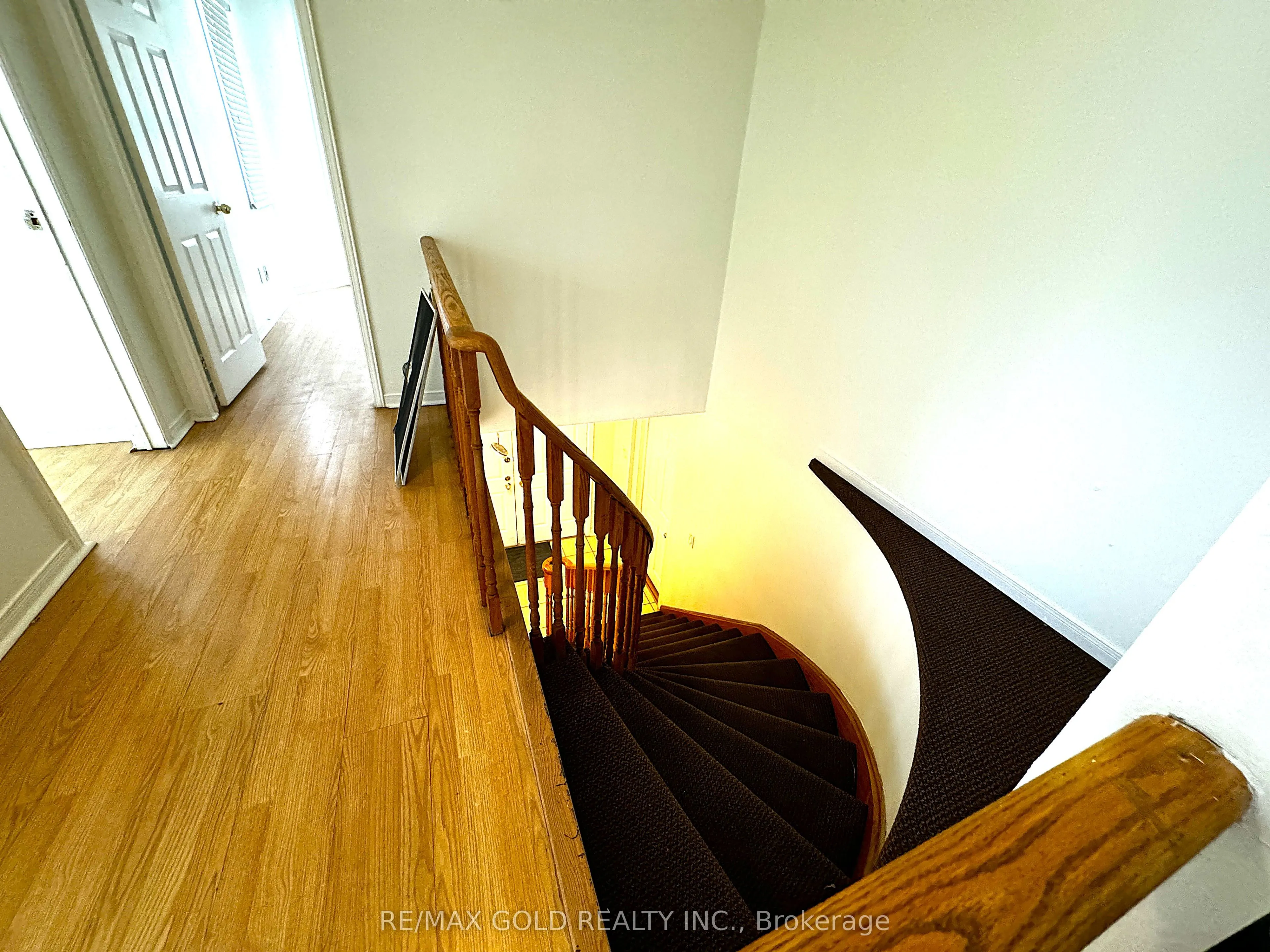 52 Major William Sharpe Drive, #Main