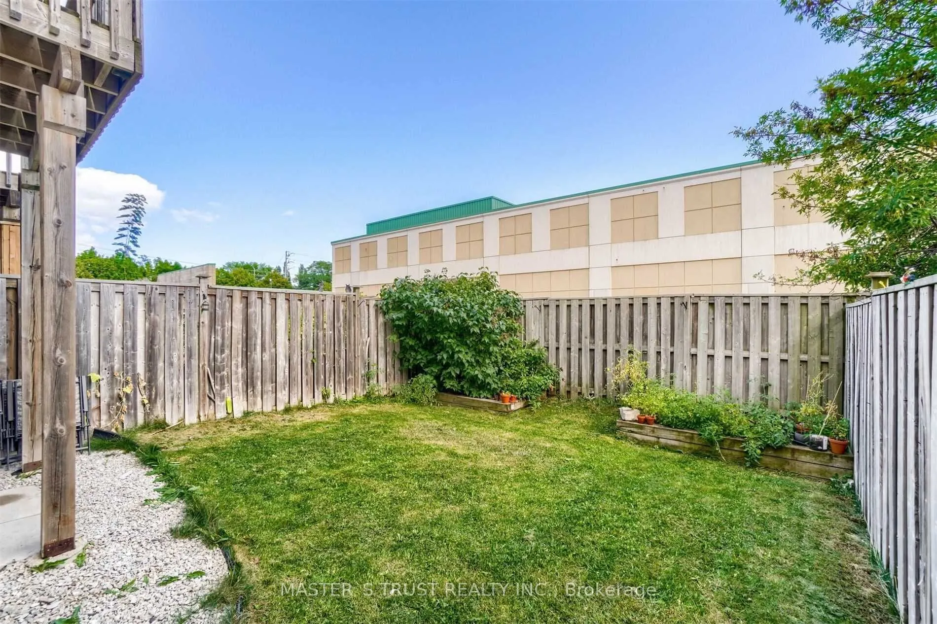 3362 Redpath Circle