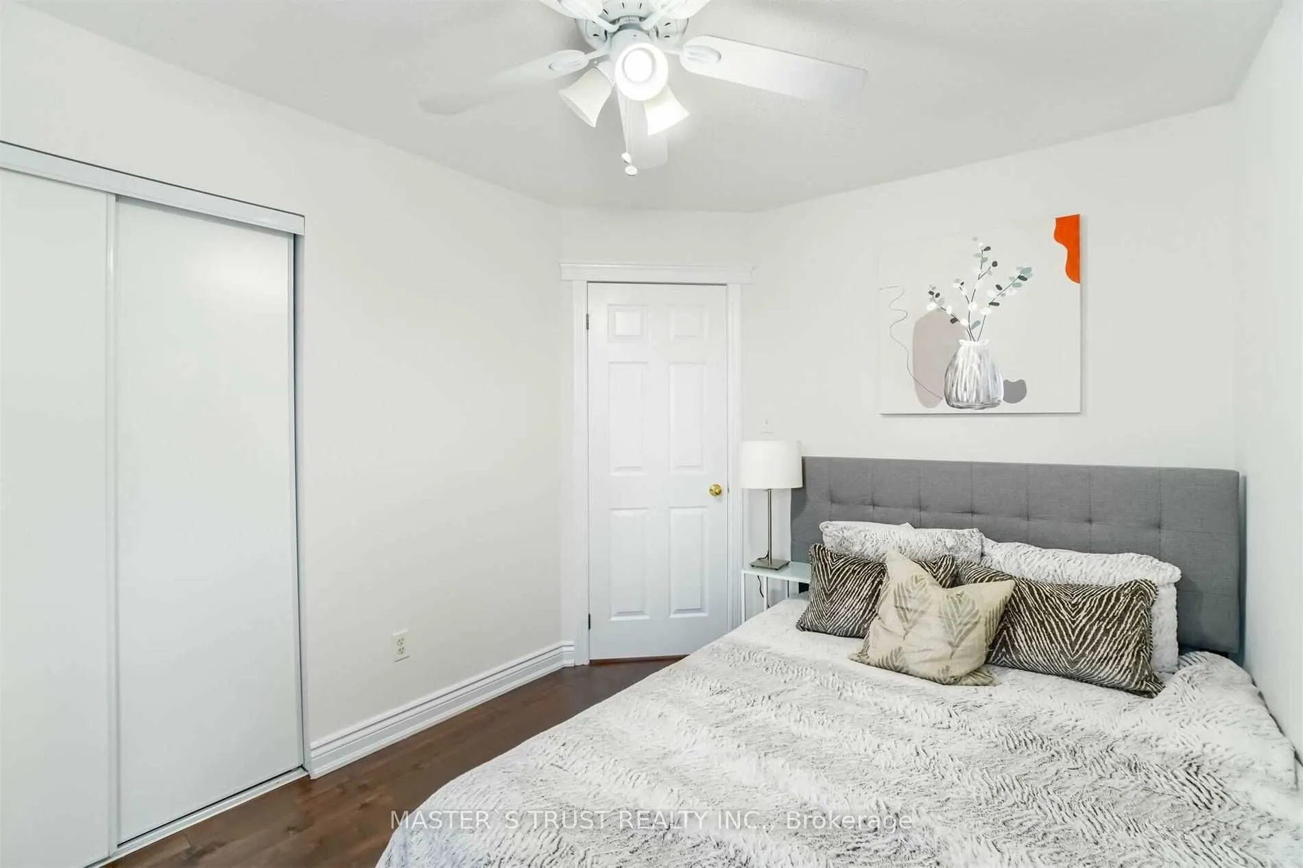 3362 Redpath Circle