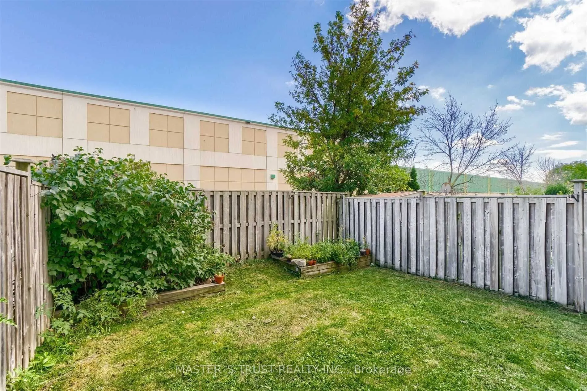 3362 Redpath Circle