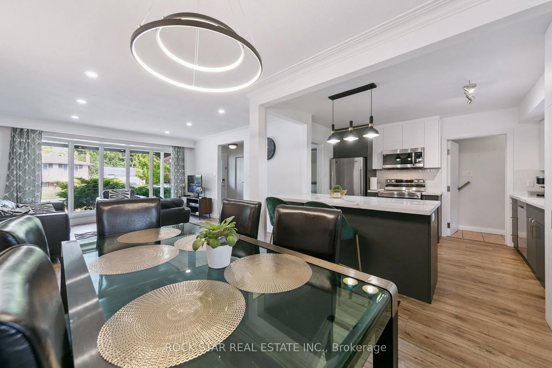 635 Bridle Wood