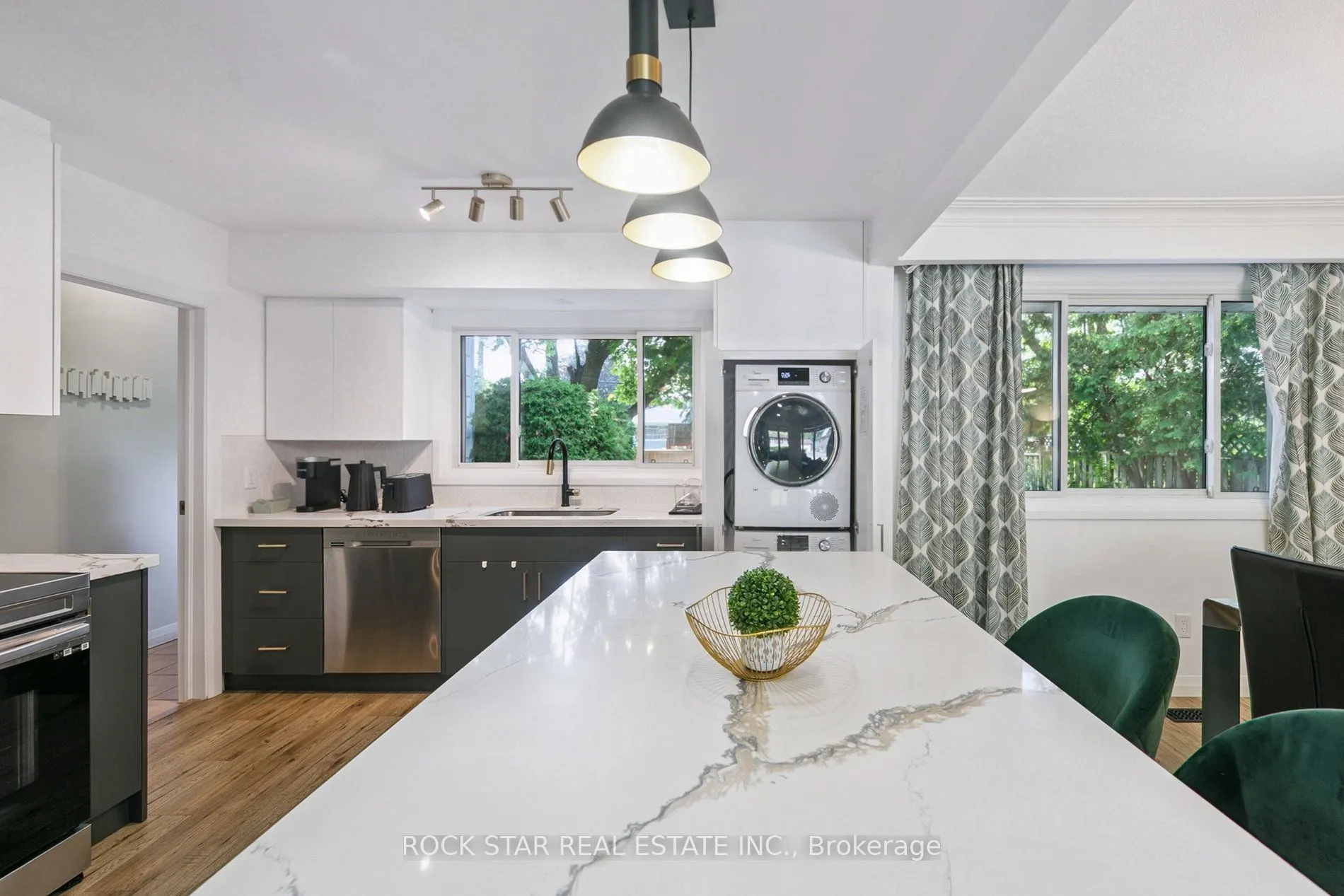 635 Bridle Wood