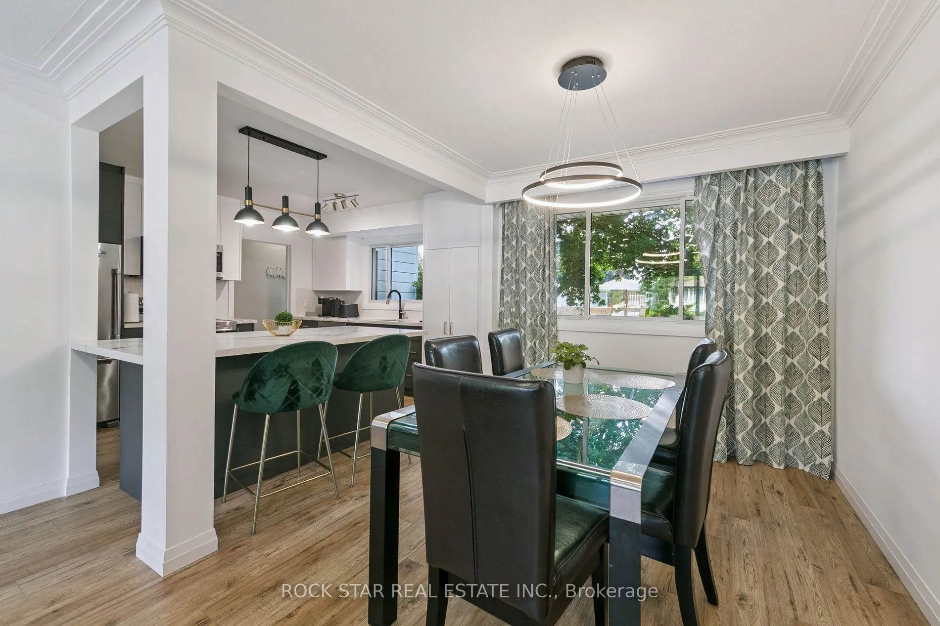 635 Bridle Wood