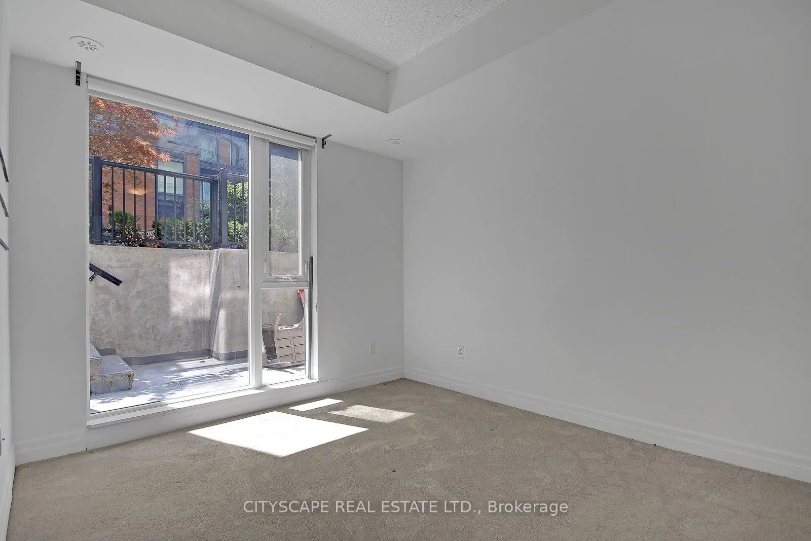 57 Macaulay Avenue, #TH - 802