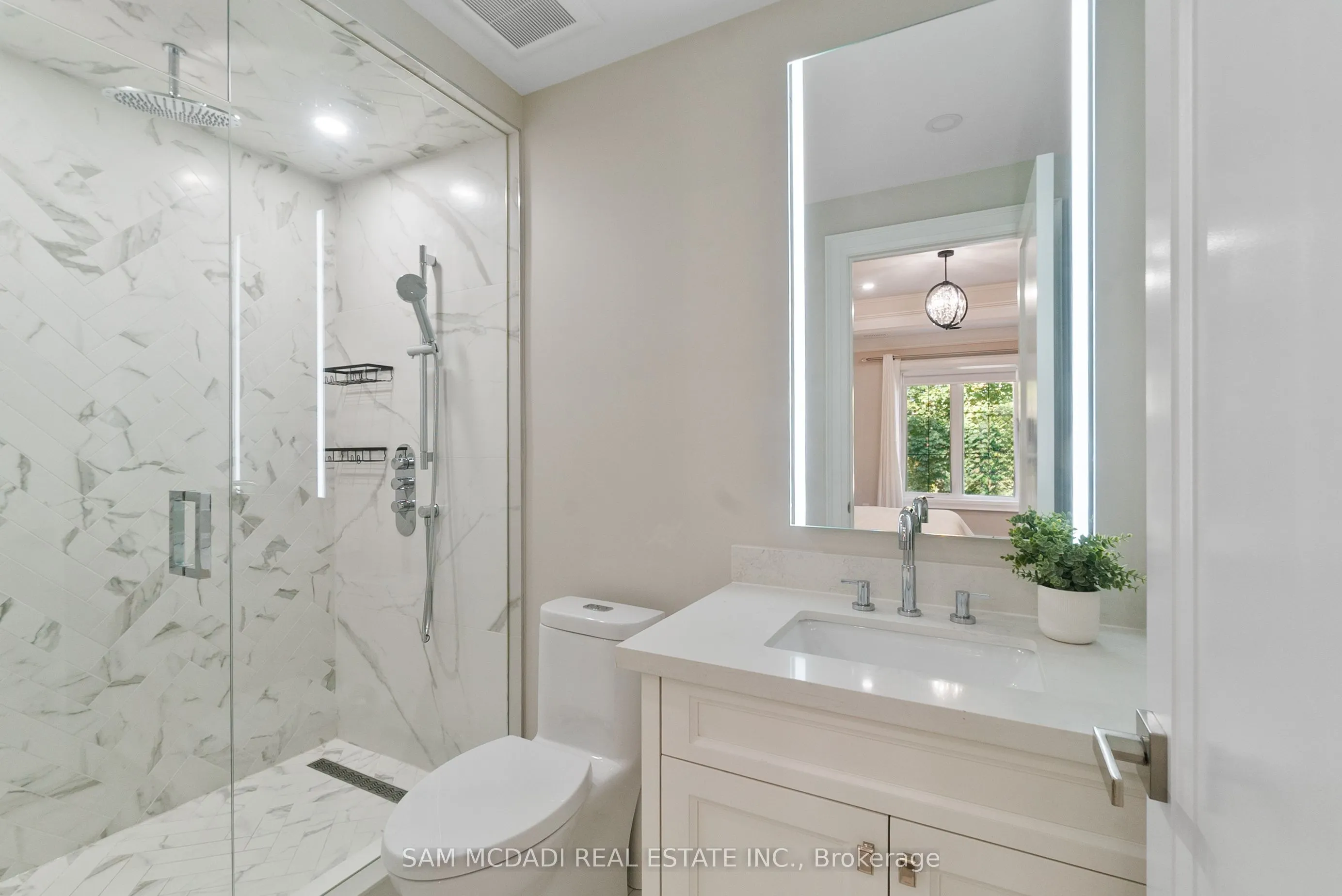 1160 Birchview Drive