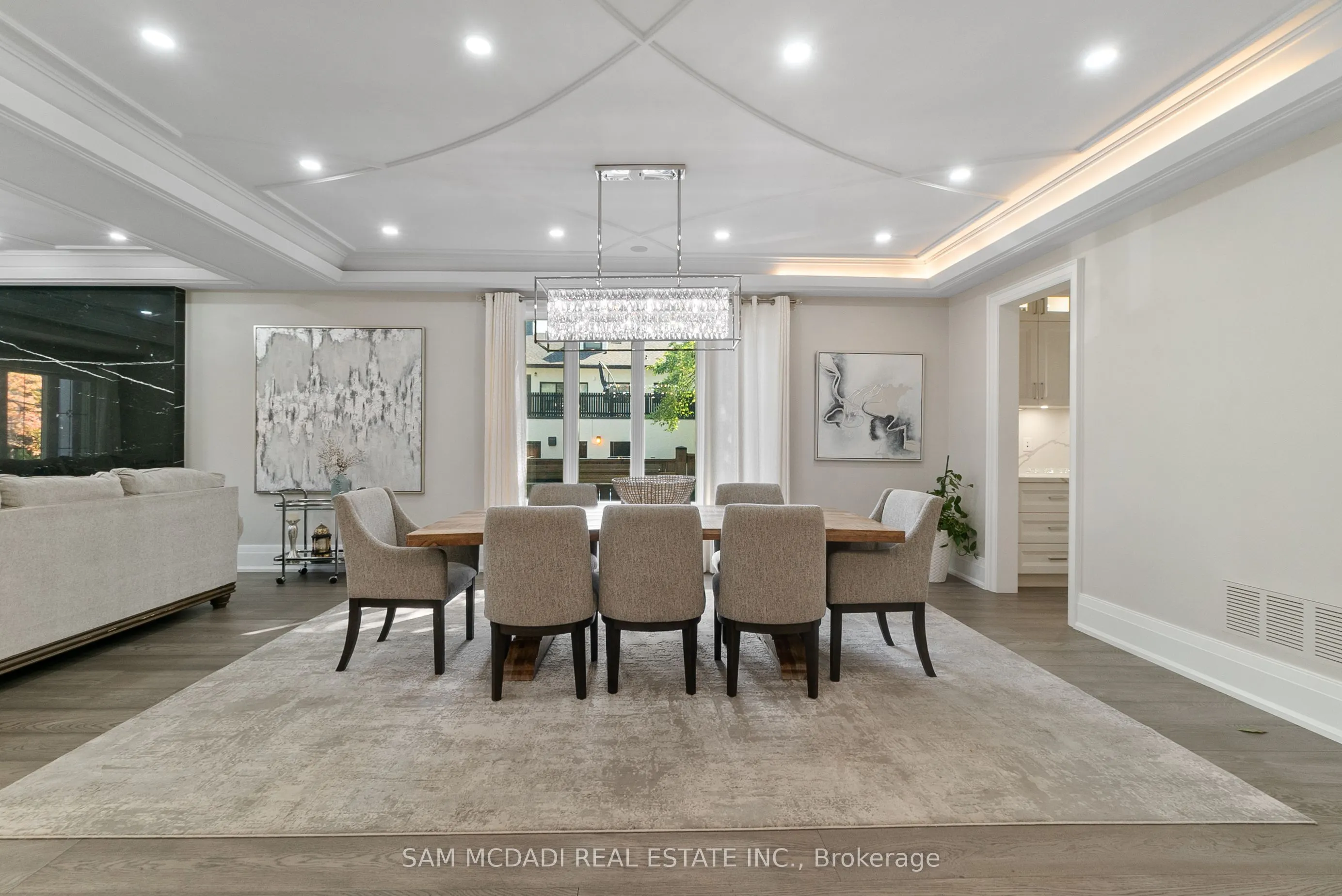 1160 Birchview Drive