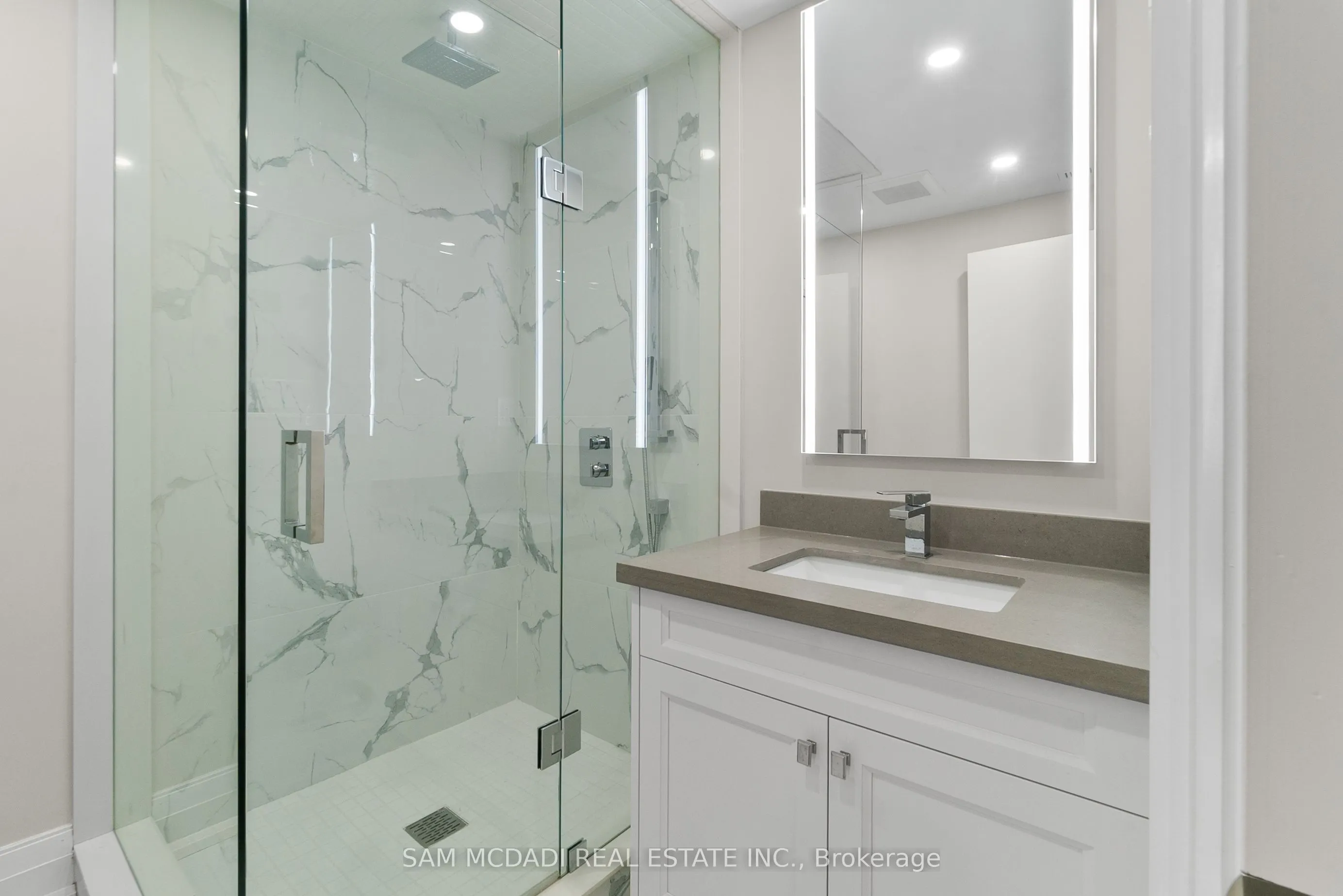 1160 Birchview Drive
