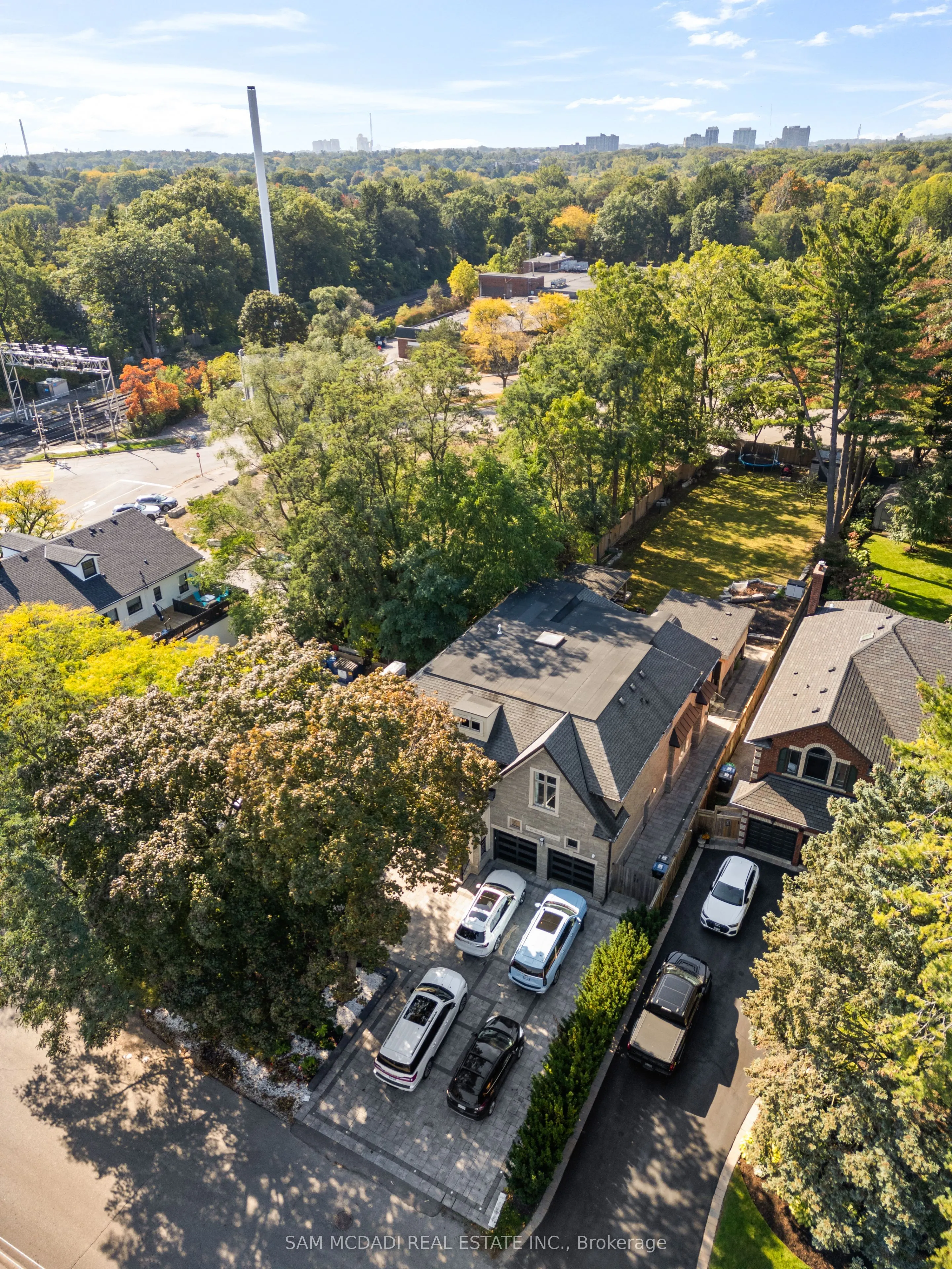 1160 Birchview Drive