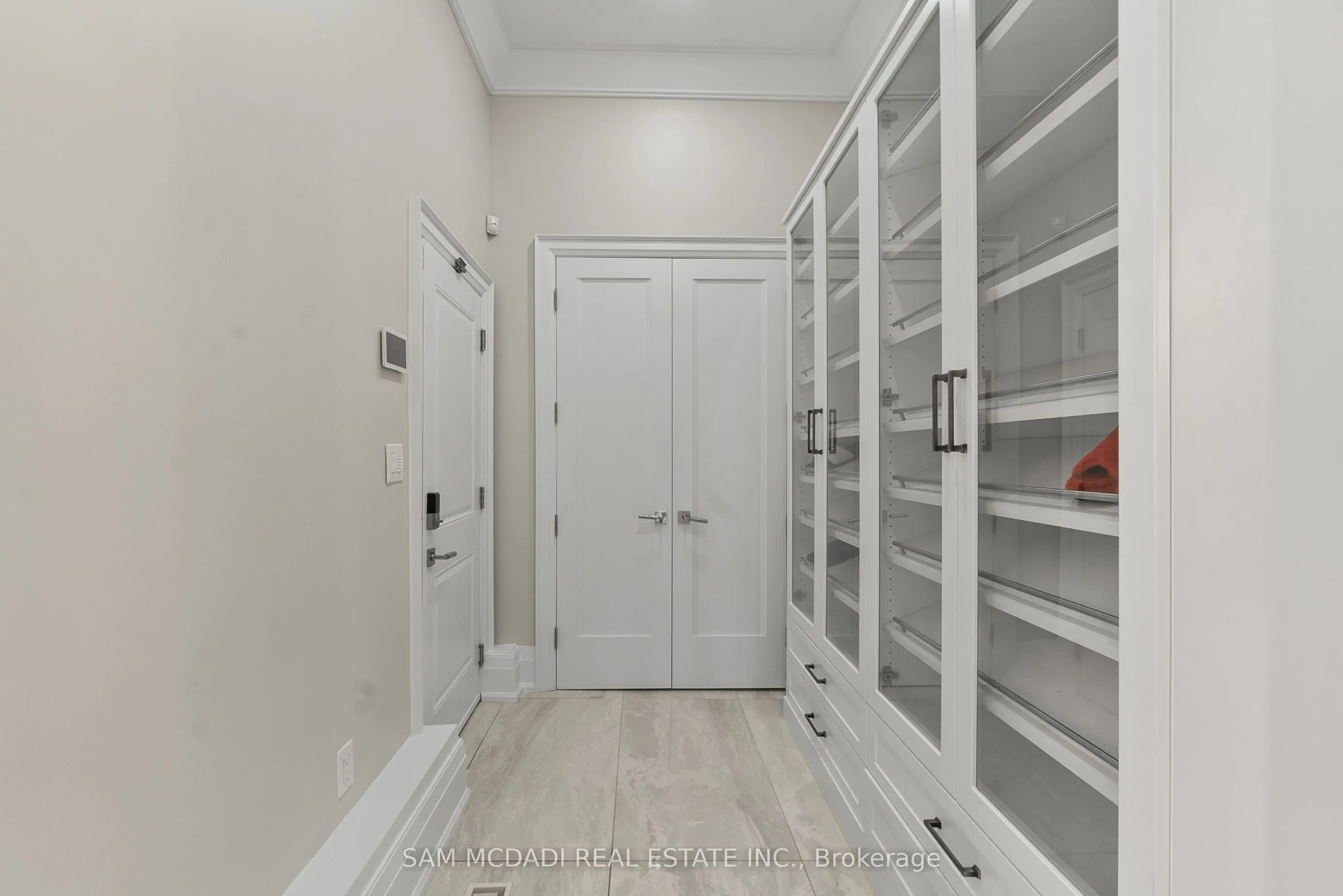1160 Birchview Drive