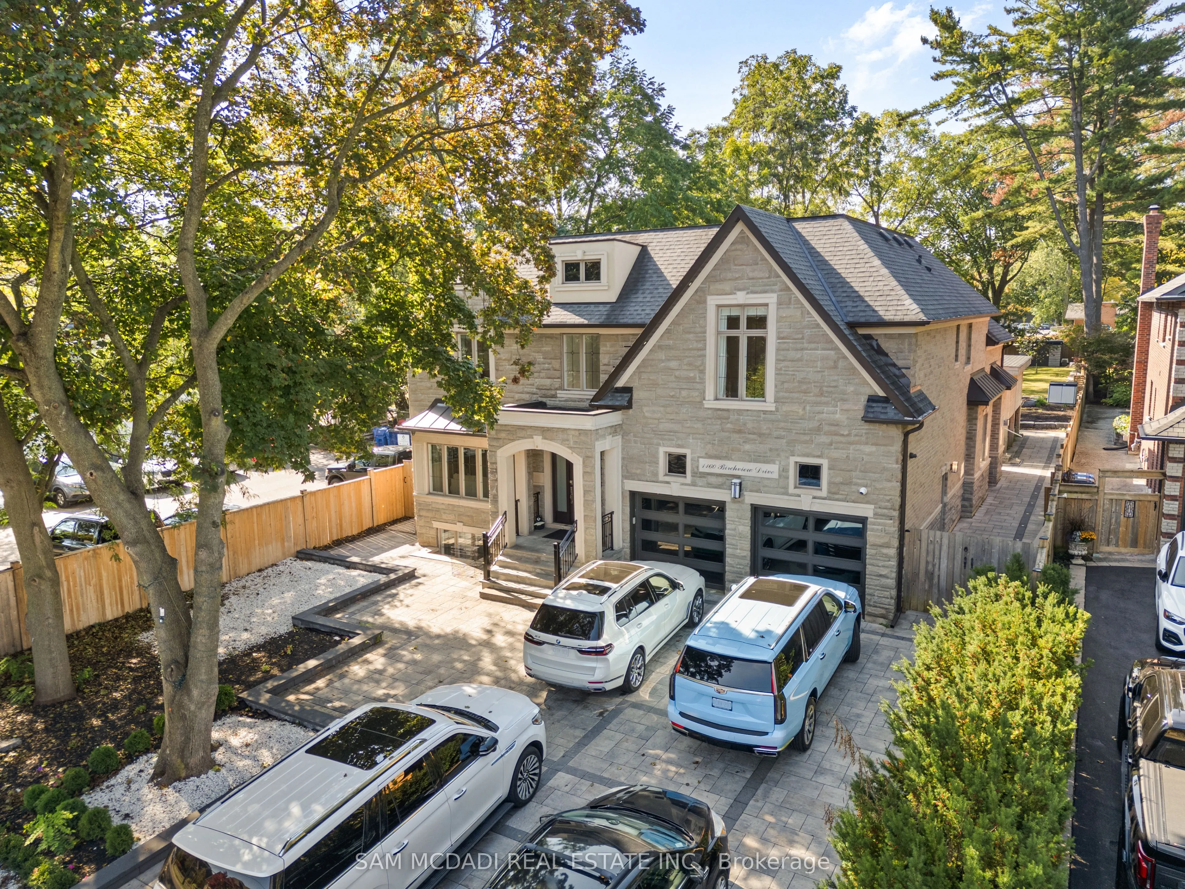 1160 Birchview Drive