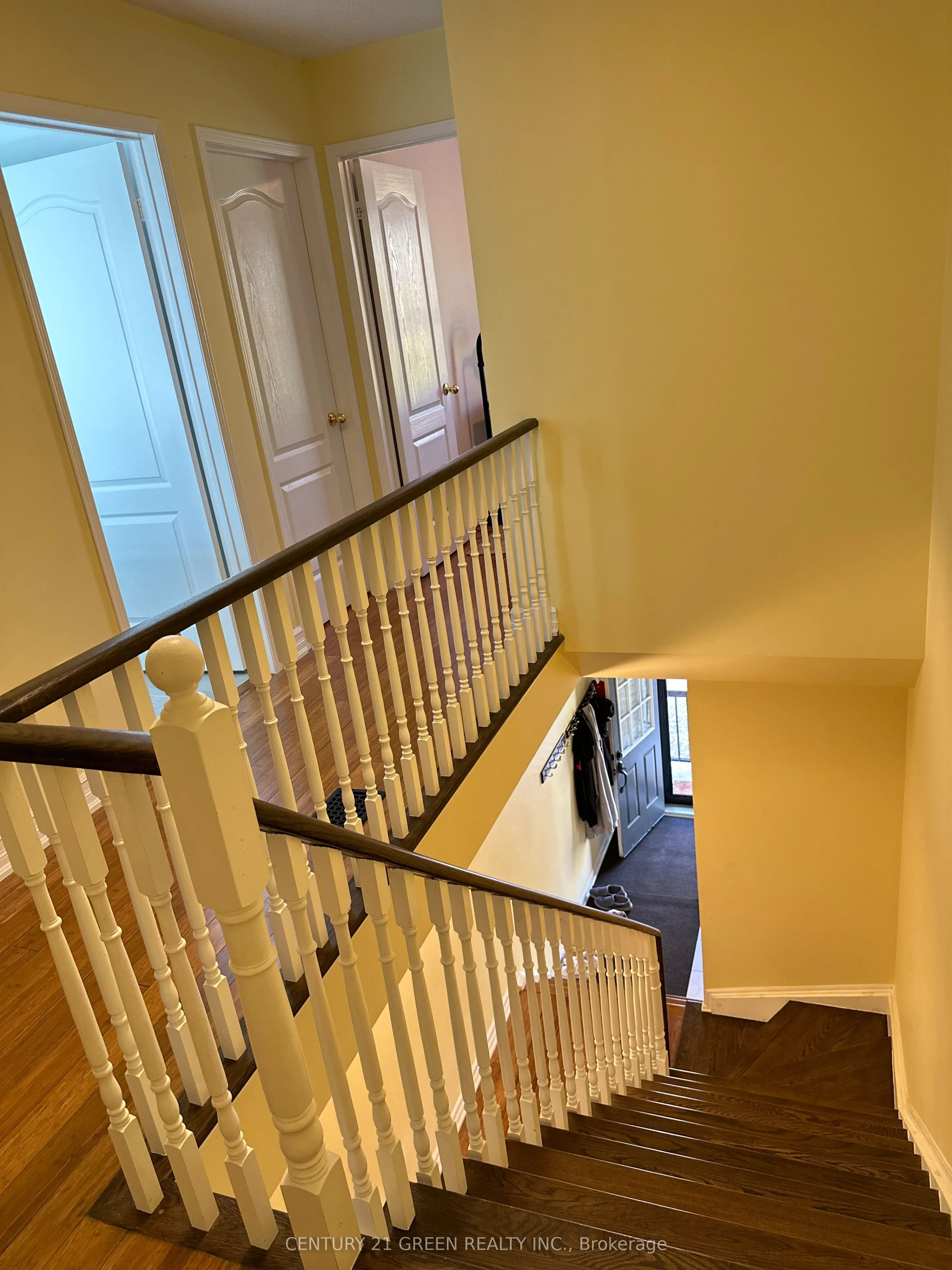 5530 Glen Erin Drive W, #28
